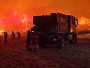 Incendio en el noreste de España calcina más de 12.000 hectáreas.