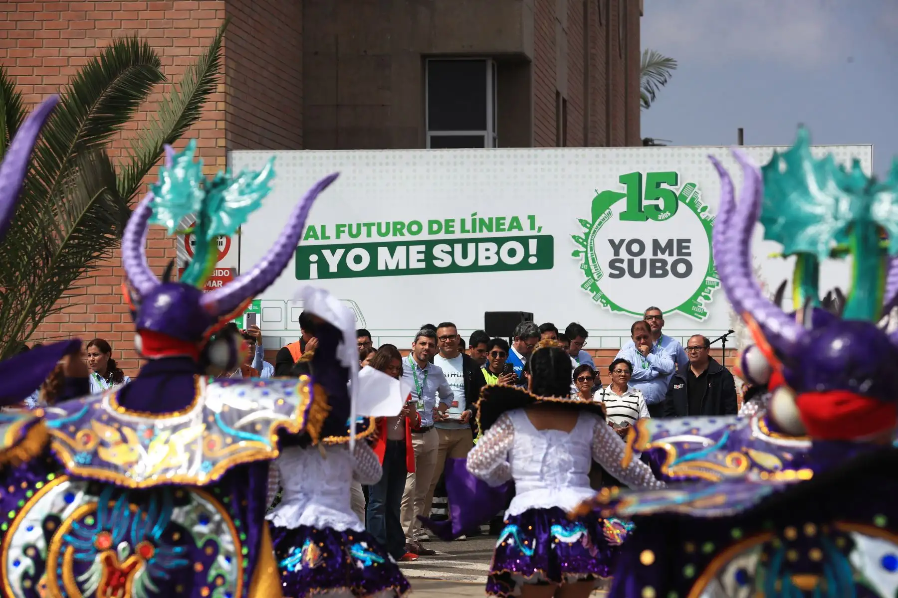 El Ministerio de Transportes y Comunicaciones (MTC) destacó el nuevo récord alcanzado por Línea 1 del Metro de Lima y Callao que, entre fines de junio e inicios de julio, superó los 1700 millones de pasajeros transportados en sus 15 años de operación, consolidándose como un sistema esencial para la movilidad de la capital. Foto: ANDINA/Héctor Vinces