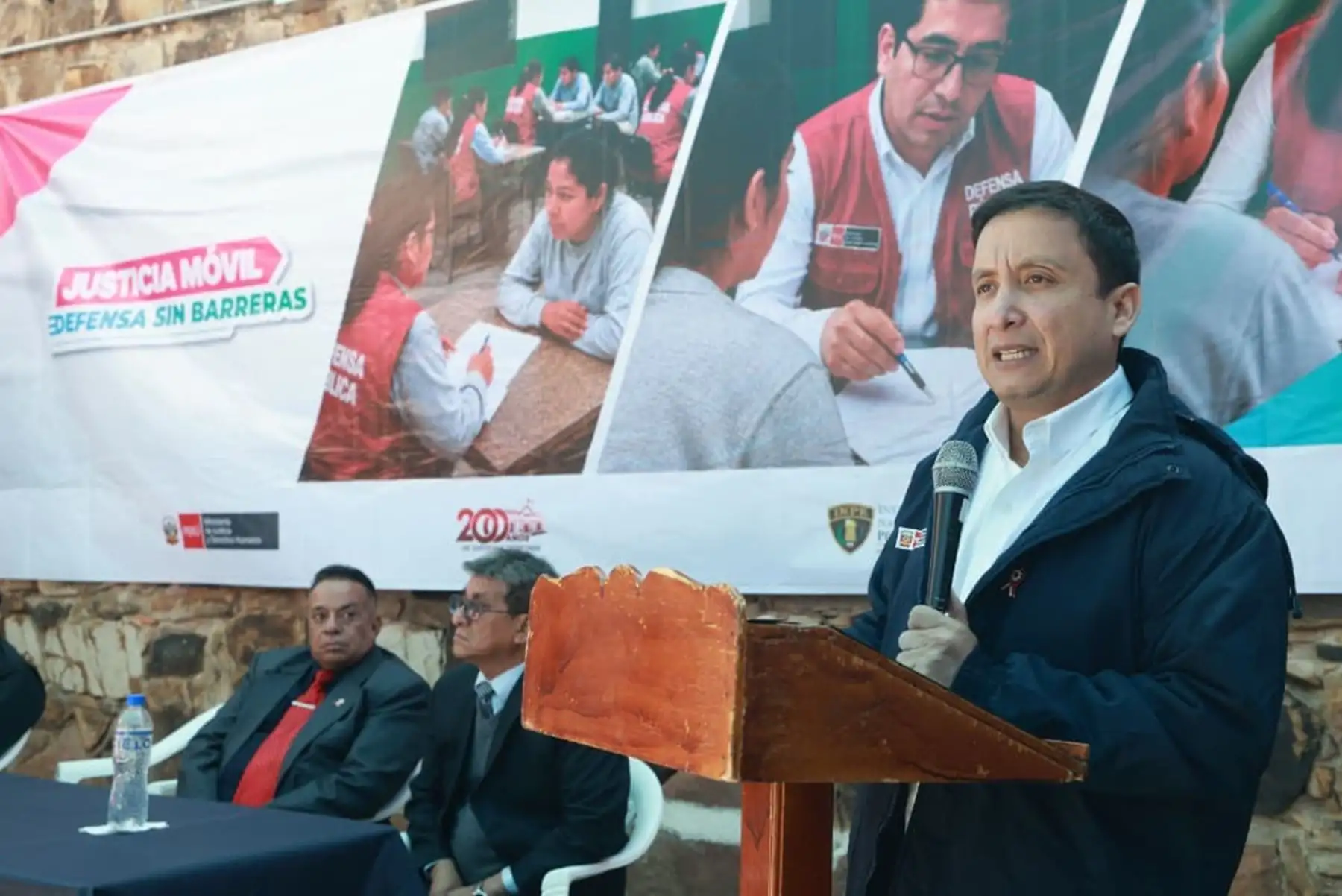 Ministro de Justicia supervisa campaña de orientación legal en penal de Lampa, Puno