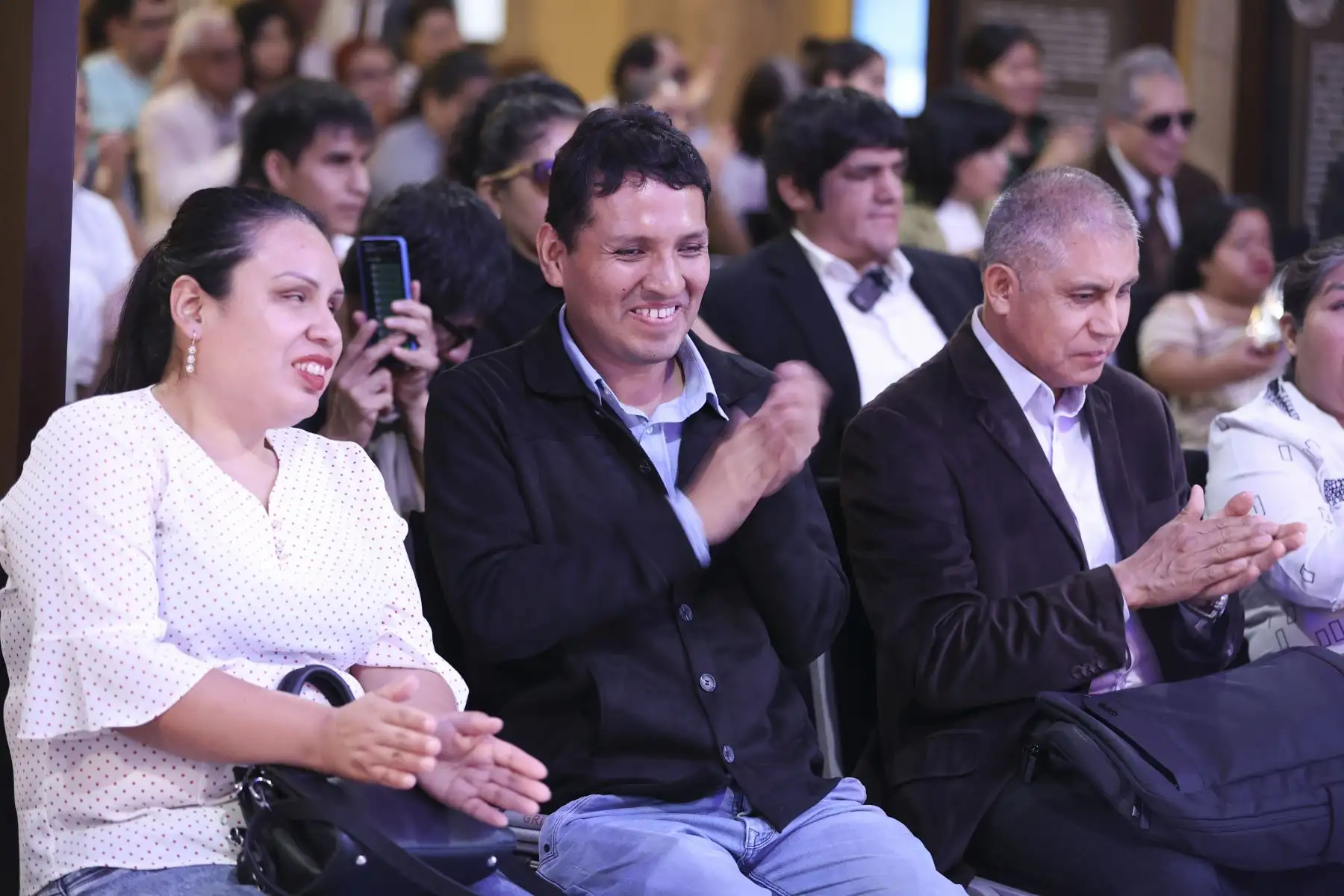 La Gran Biblioteca Pública de Lima (GBPL) conmemoró el 25 aniversario de la Sala para Personas con Discapacidad Visual "Delfina Otero Villarán", un espacio pionero en el Perú que, desde su creación, promueve el acceso inclusivo a la lectura y la información para las personas con discapacidad visual. Foto: ANDINA/Jhonel Rodríguez Robles