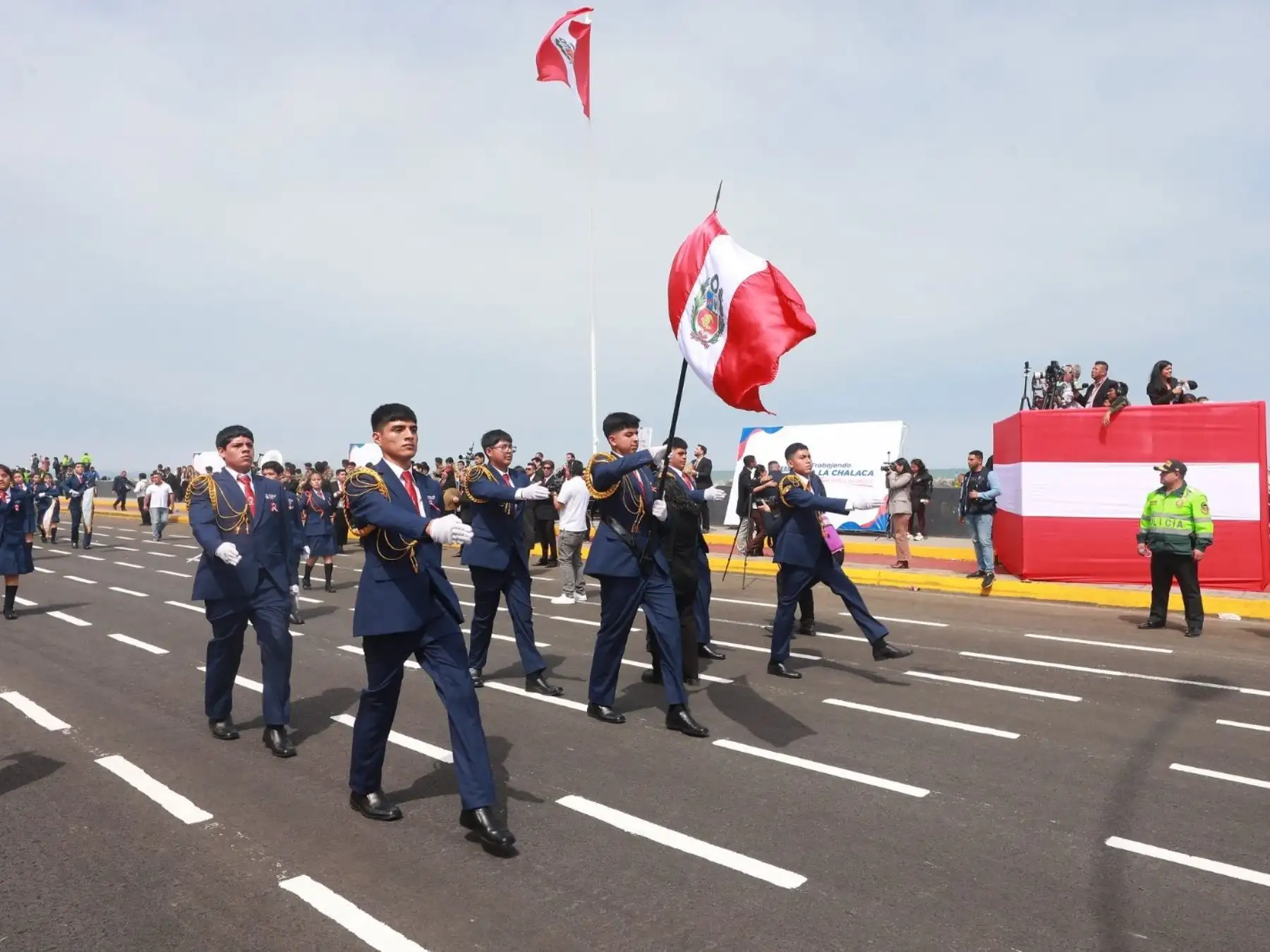 Callao: cerrarán vías este lunes y martes por desfile cívico militar