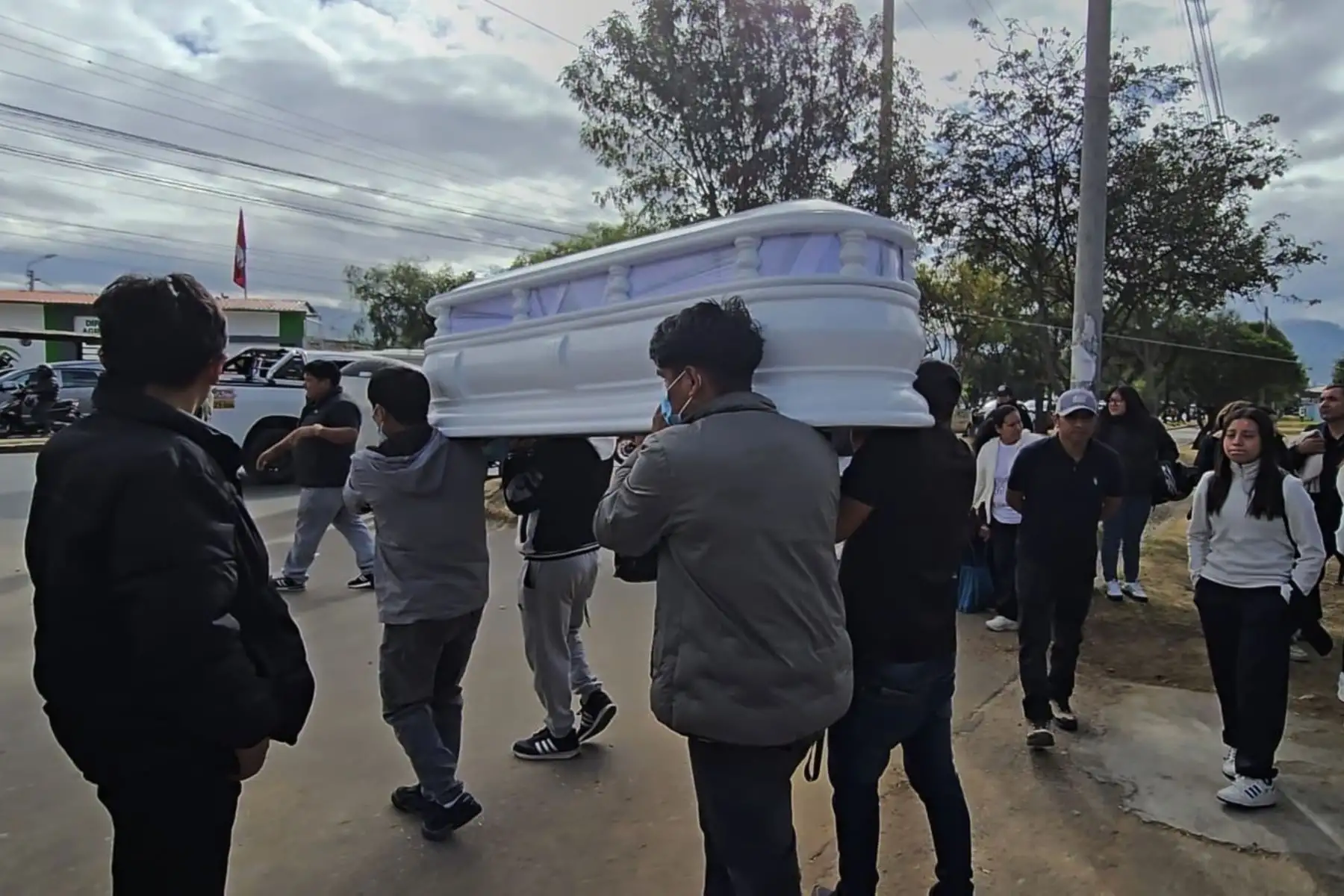 Tragedia en Cajamarca: identifican a los 14 fallecidos de accidente de combi en San Juan