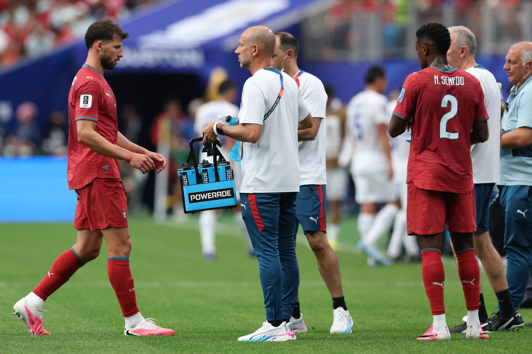 La FIFA evaluará las pausas de hidratación del Mundial tras las críticas