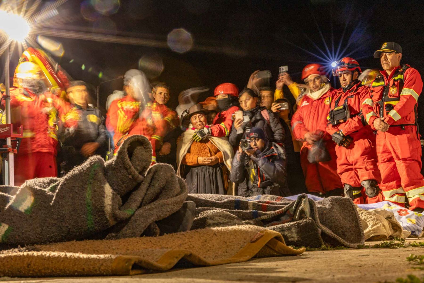 El sismo con epicentro en Chupaca dejó hasta el momento cinco personas fallecidas y más de veinte heridas. Las viviendas e infraestructura de Pumpunya, en Chongos Bajo, sufrieron severas afectaciones. Foto. Cortesía/ Yershon Vilca