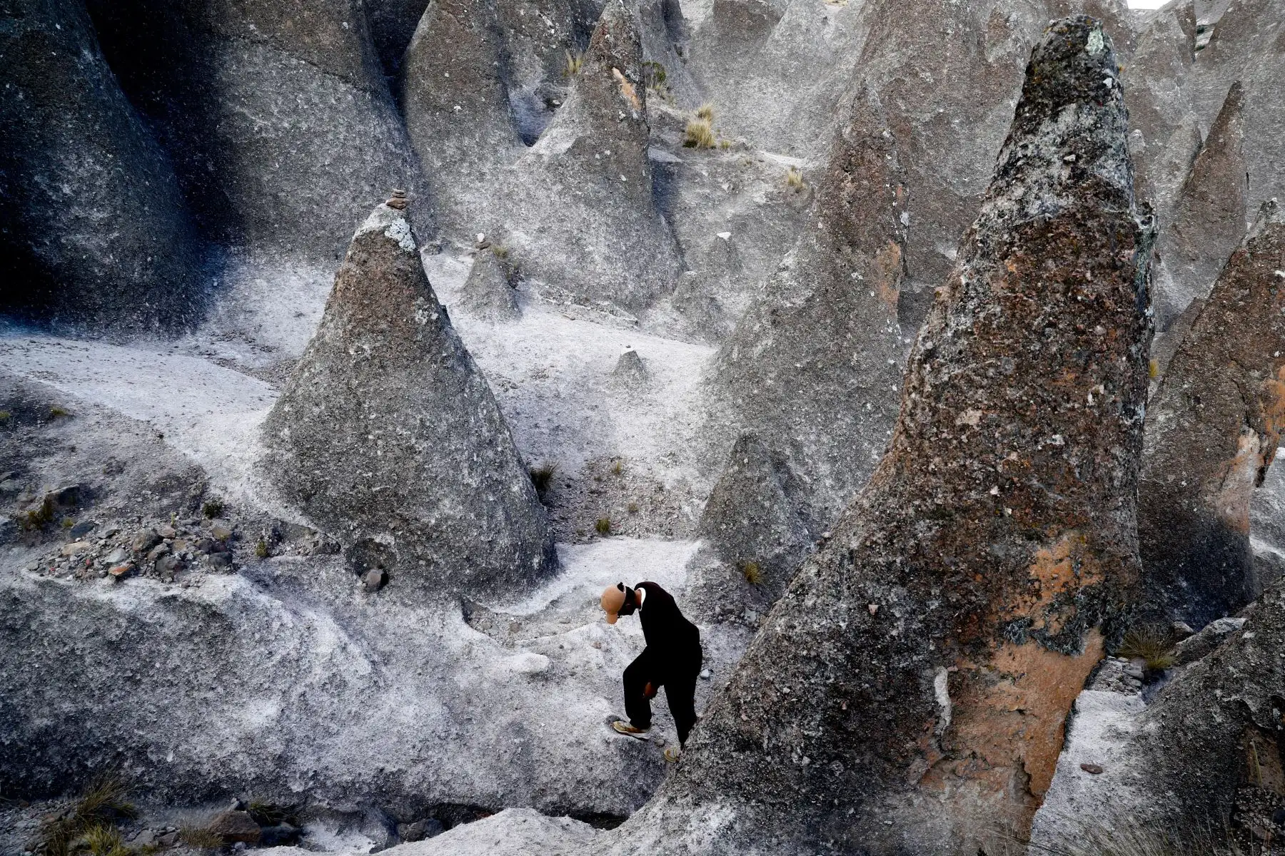 El Bosque de Piedras de Pampachiri, que se encuentra en Apurímac a una altura de unos 3600 m.s.n.m., tiene una antigüedad de unos 4 millones de años, formándose por acción directa del viento y la lluvia a través del tiempo. Desde el año 2010 abrió sus puertas al público como atractivo turístico para su visita. Foto: ANDINA/Daniel Bracamonte