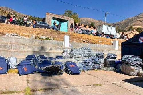 El Gobierno Regional de Junín continúa trasladando ayuda humanitaria adquirida con recursos propios para atender a la población afectada.