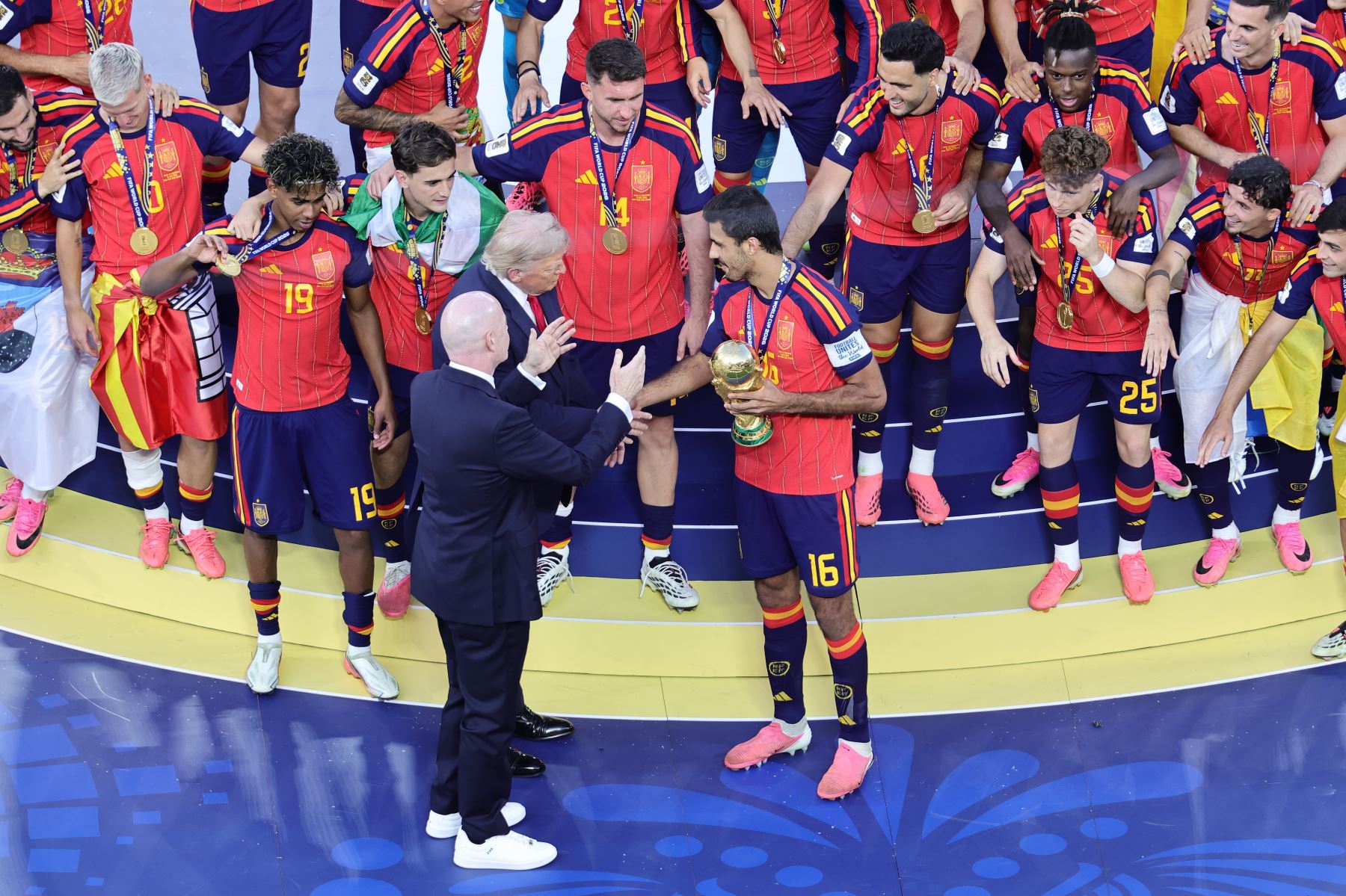 Trump e Infantino entregaron la Copa Mundial 2026 a una España extasiada en Nueva York