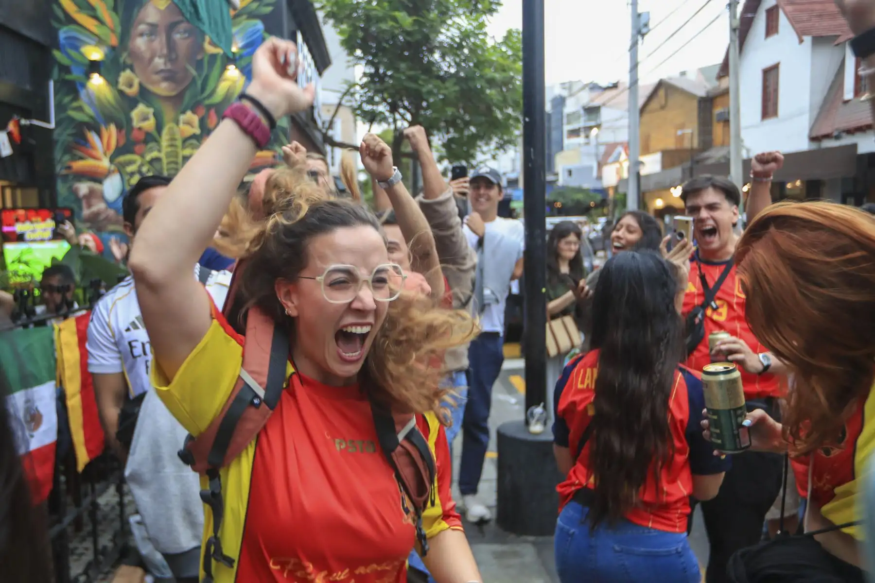 Reacciones de hinchas de España y Argentina en la final del Mundial 2026 en el parque Jhon F. Kennedy de Miraflores. Foto: ANDINARicardo Cuba