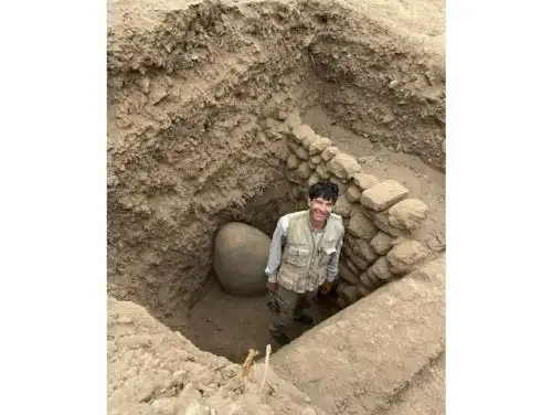 Photo: Pacatnamu Archaeological Project