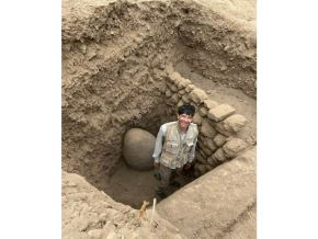 El arqueólogo canadiense Edward Swenson investiga el valle de Jeqqueteque desde hace casi 30 años y ahora trabaja en la investigación arqueológica que se realiza en Pacatnamú que busca determinar si una de sus huacas era un oráculo, el más importante del norte peruano. Foto: Proyecto Arqueológico Pacatnamú