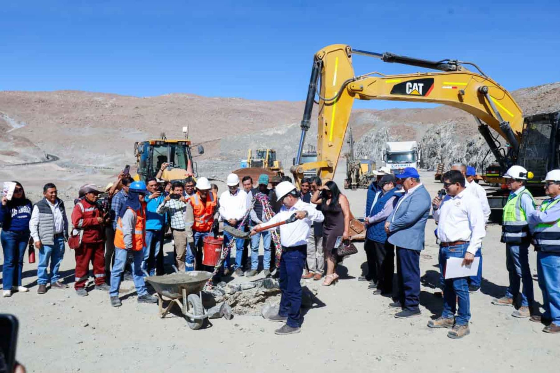 Arequipa pone en marcha construcción de túneles mellizos en la vía La Joya