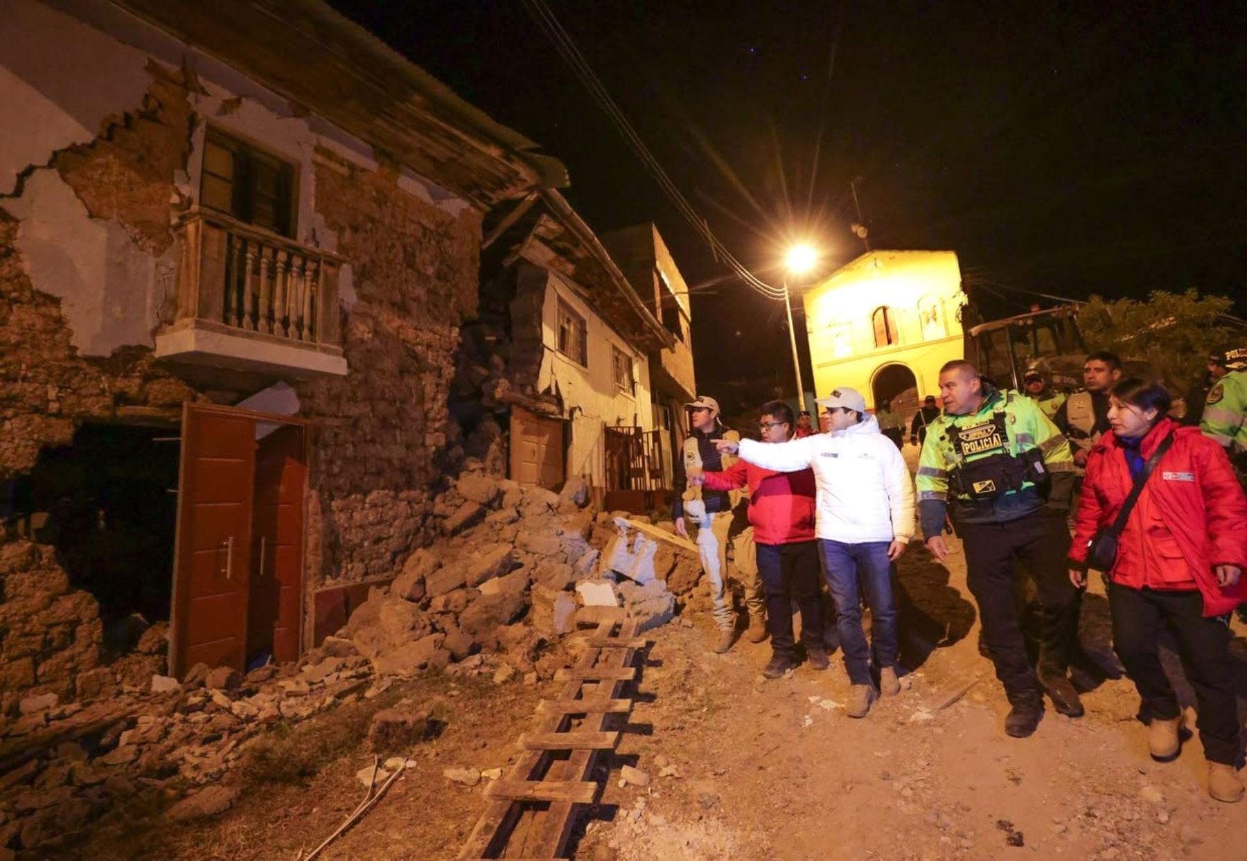 Sismo en Chupaca: Gobierno entregará bonos de S/ 500 a familias que perdieron sus casas