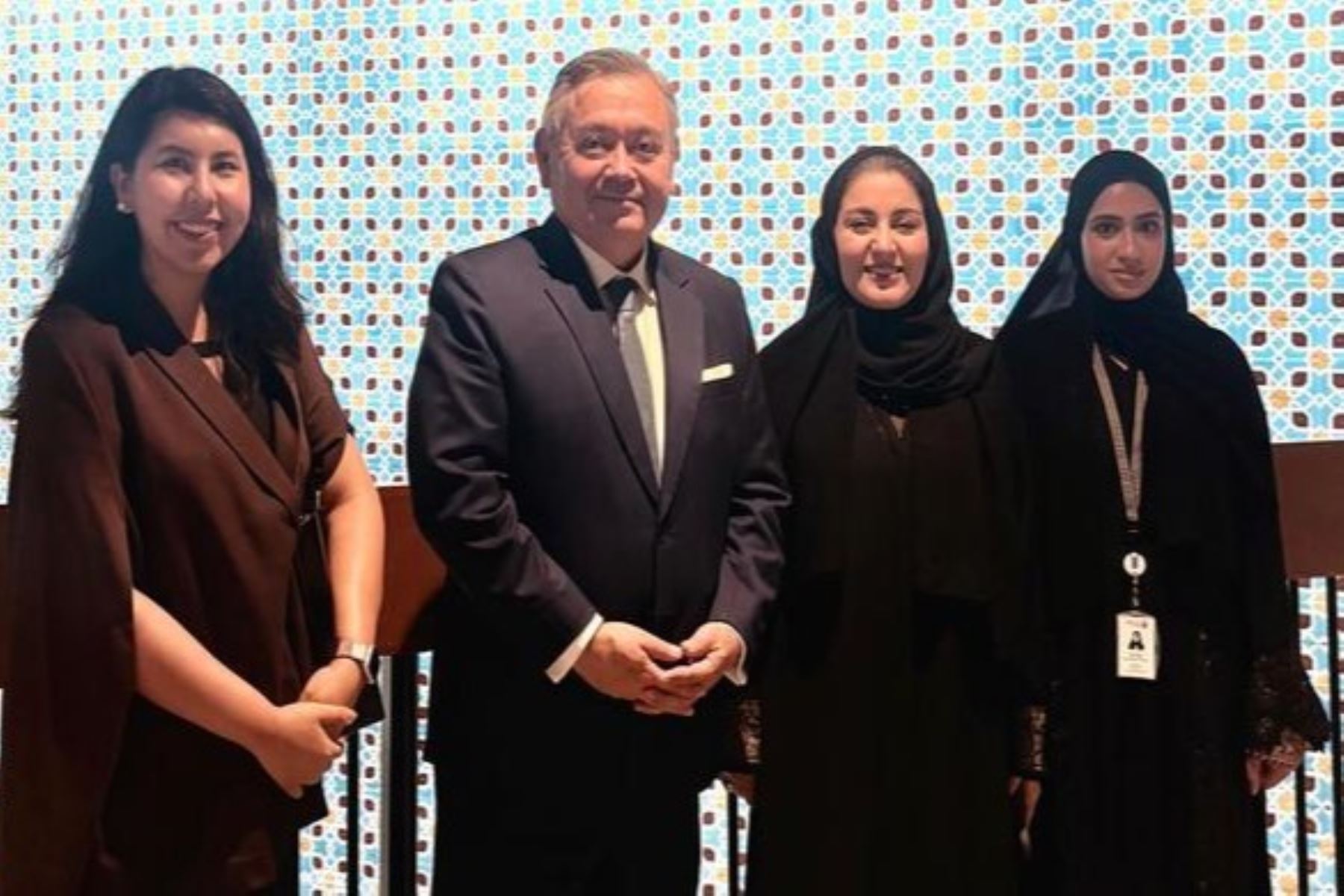 Perú y Emiratos Árabes Unidos refuerzan vínculos mediante diplomacia cultural