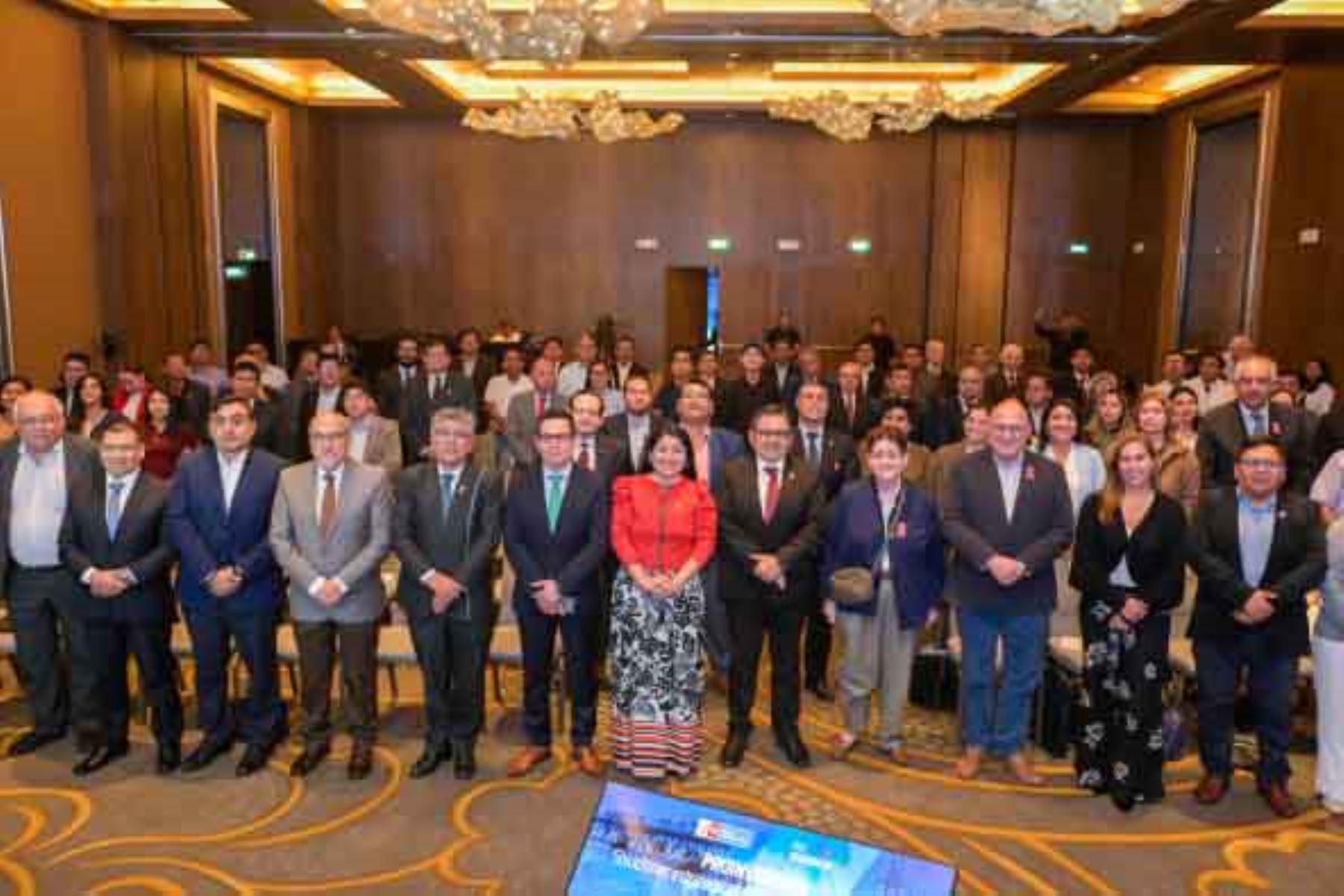 ProInversión presenta al nuevo Congreso la hoja de ruta de inversiones