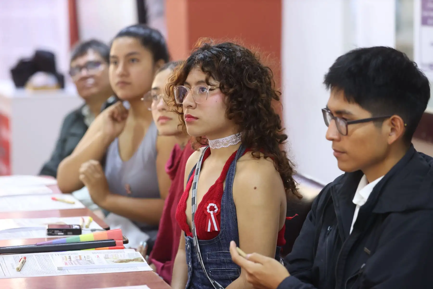 Alumnos de tercer y séptimo ciclo que cursan la carrera de Ciencias de la Comunicación en la Universidad José Faustino Sanchez Carrión de Huacho, visitan las instalaciones de Editora Perú para participar de la experiencia Vive Andina.   Foto: ANDINA/Melina Mejía