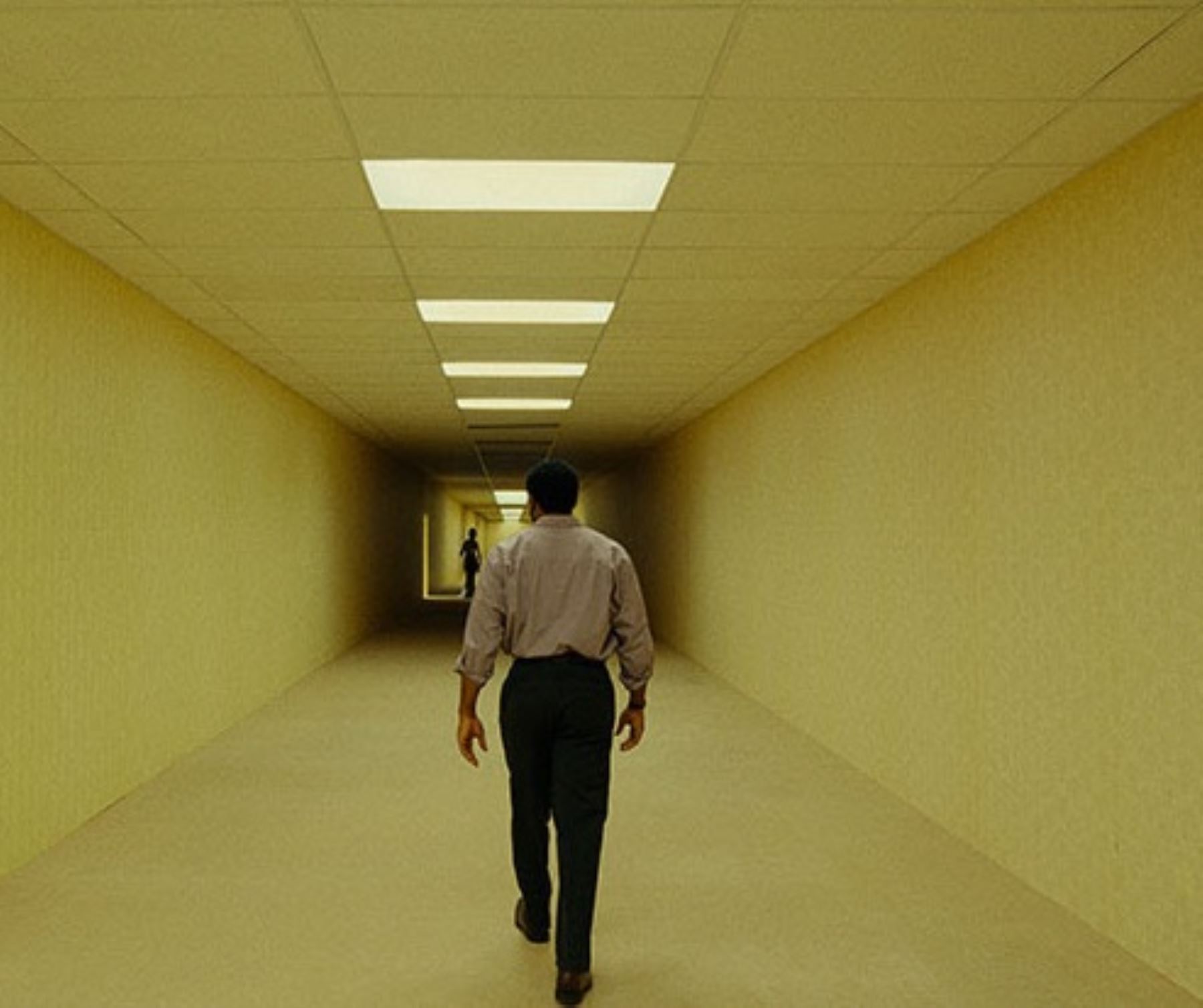 “Backrooms: Versión extendida” regresa a los cines el 23 de julio con 15 minutos inéditos