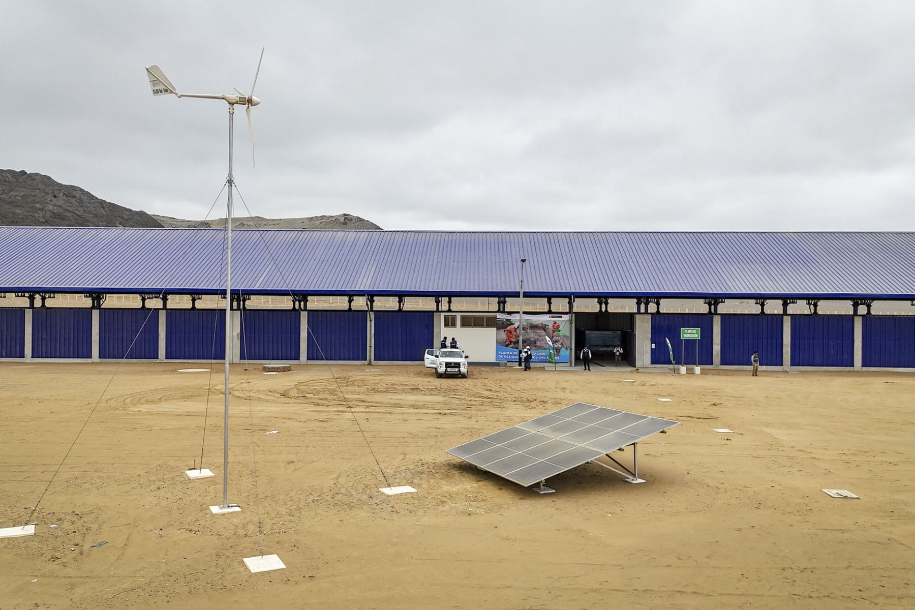 El Minam inauguró dos nuevas plantas de reciclaje de residuos que permitirán recuperar materiales reciclables y aprovechar los residuos orgánicos, contribuyendo a una ciudad más limpia y a un mejor servicio para los chiclayanos. Foto: Minam