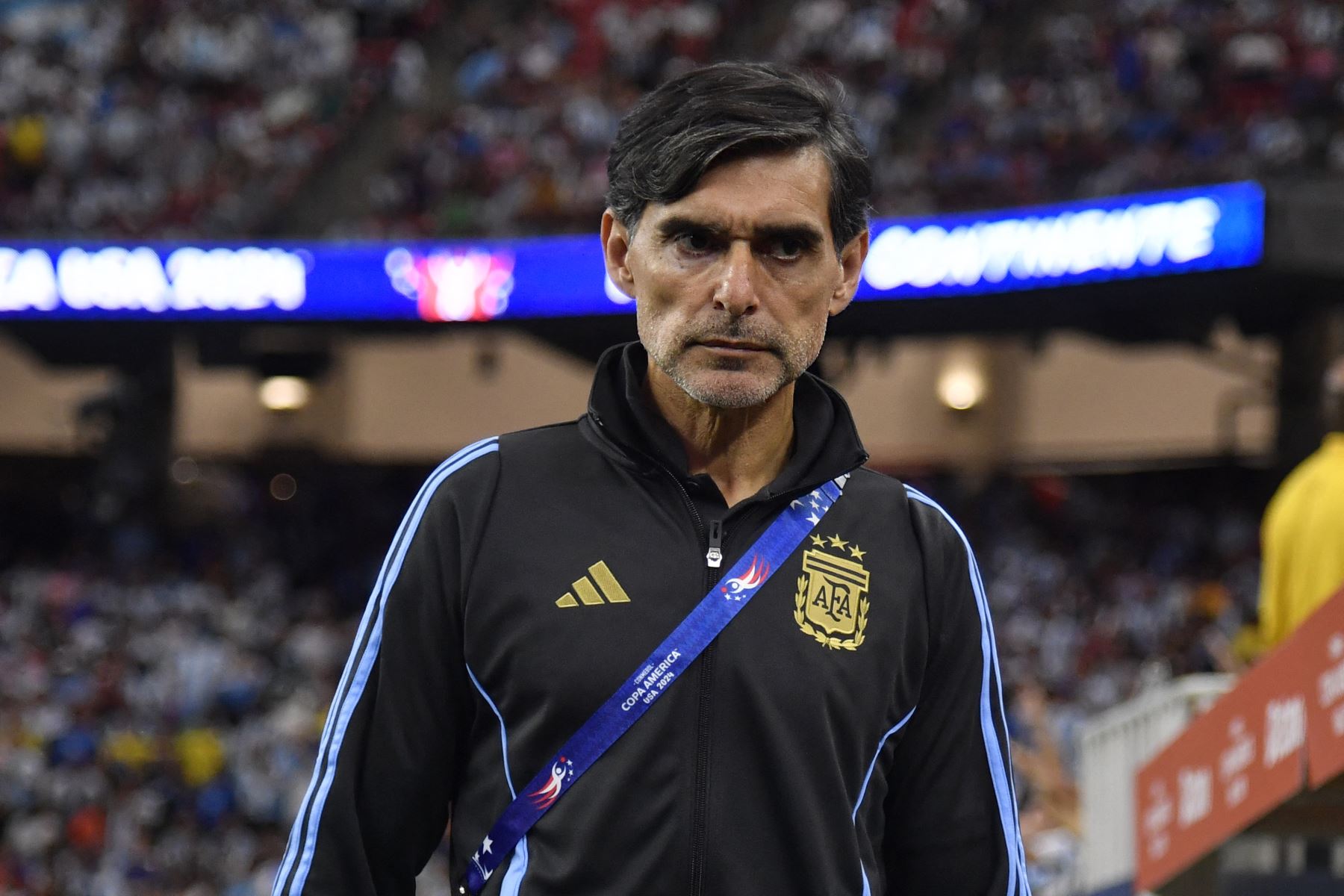 Roberto Ayala dice estar arrepentido por empujar a Dani Olmo y buscará pedirle disculpas