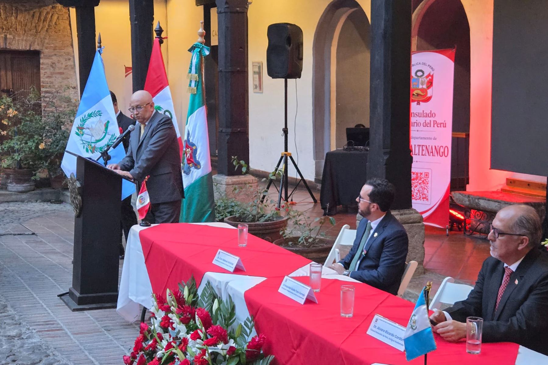 El Perú inauguró Consulado Honorario en la ciudad Antigua de Guatemala