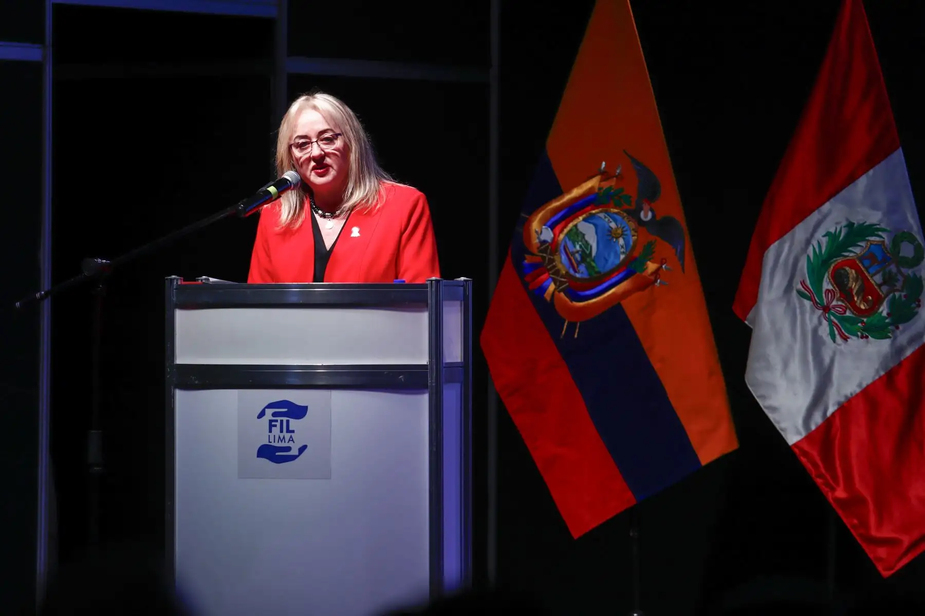 El miércoles 22 de julio se realizó la inauguración oficial de la Feria Internacional del Libro de Lima 2026, desde el auditorio Blanca Varela del Centro de Exposiciones Jockey en Santiago de Surco, con la participación de diversas autoridades como las ministras de Cultura de Perú y Ecuador, los presidentes de las cámaras del libro de ambos países, y el alcalde de Surco, entre otros. Foto: ANDINA/Daniel Bracamonte