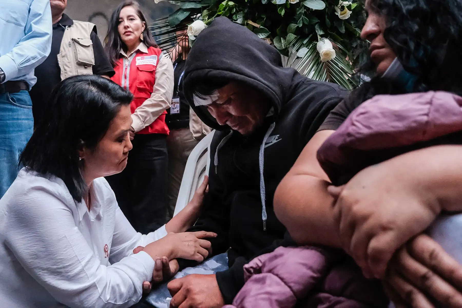 Presidenta electa Keiko Fujimori visita a los deudos del incendio en La Victoria, que dejó 10 fallecidos. Foto: ANDINA/OPE