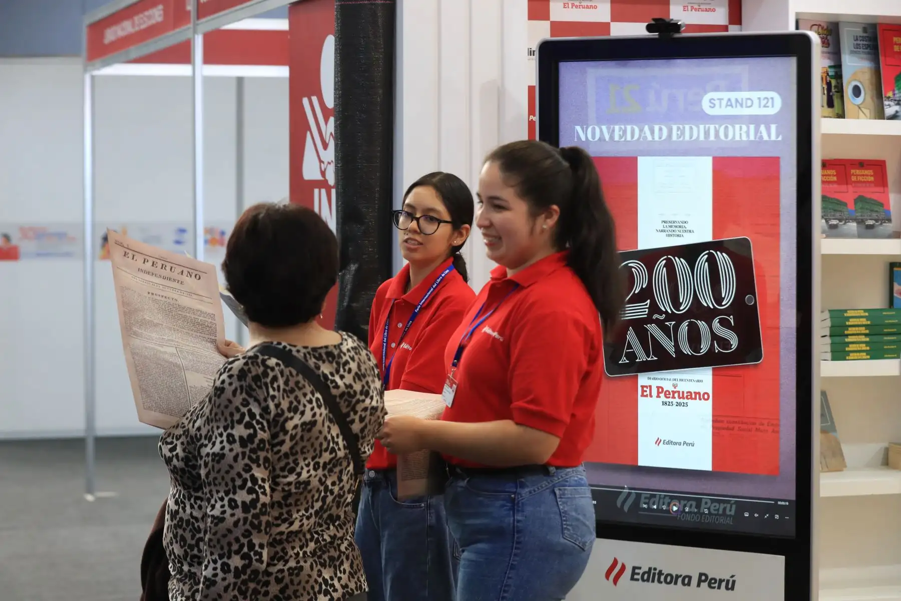 Editora Perú presentará tres títulos de su Fondo Editorial en la Feria Internacional del Libro de Lima 2026: El Peruano 200 años, el lunes 27 de julio a las 8 p. m.; Compendio de Legislación Penal Informática del Perú, el viernes 31 de julio a las 7 p. m.; y Comentarios de Normas Legales: Laboral VI Derecho Colectivo, el lunes 3 de agosto a las 7 p. m. Además, estará presente en el stand 121. Foto: ANDINA/Ricardo Cuba.