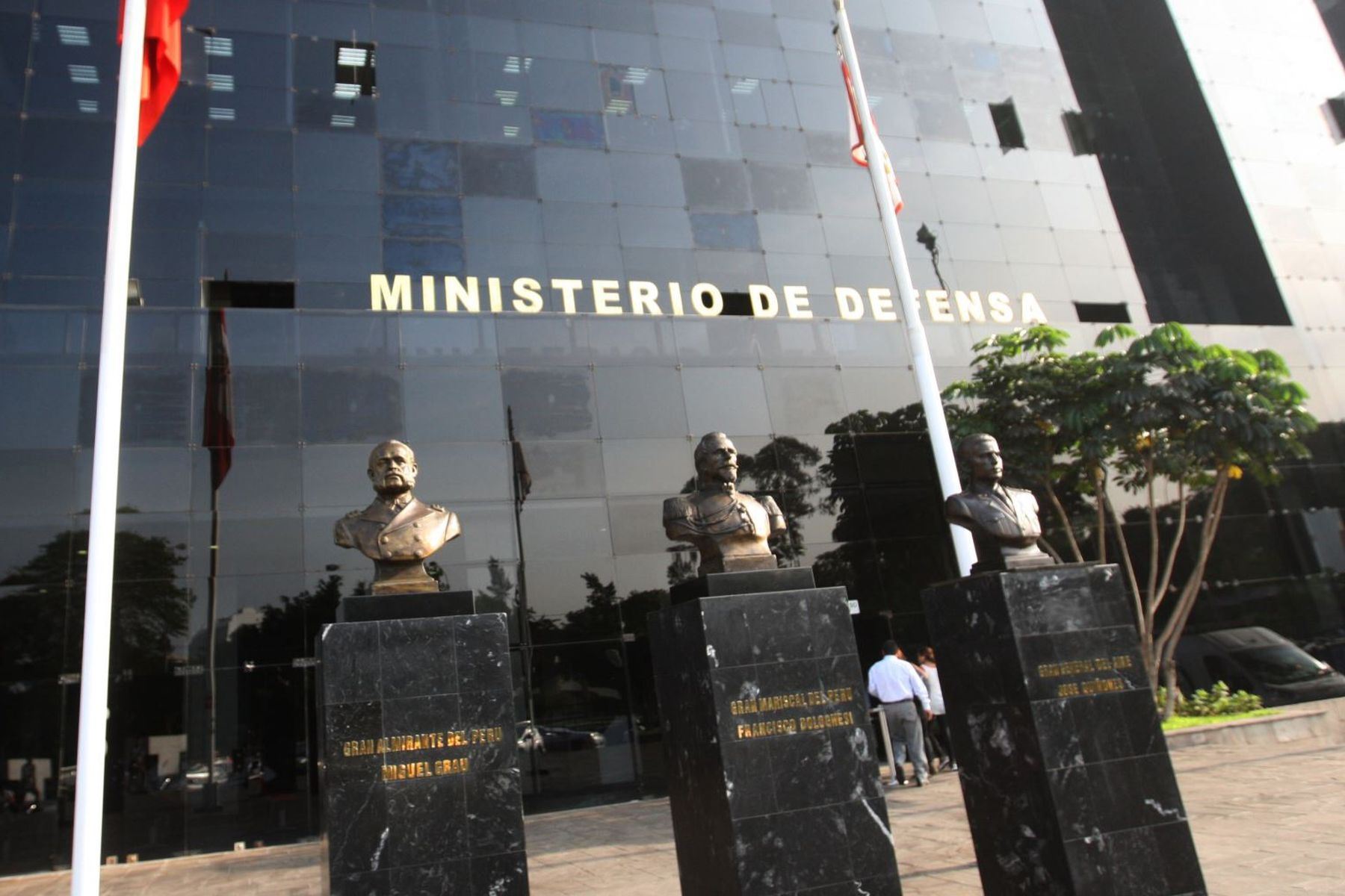 Mindef aprueba la Política de Seguridad y Defensa Nacional en el Campo Militar al 2030