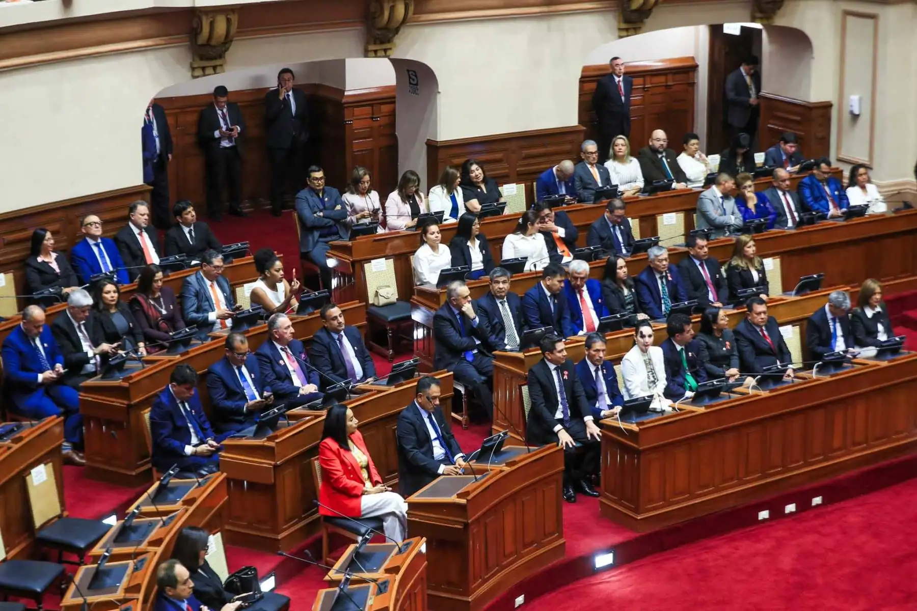 La Junta Preparatoria del Congreso de la República para el periodo parlamentario 2026-2031 se instaló esta mañana en una sesión que fue conducida por la Mesa Directiva de la Junta Preparatoria, que preside el senador electo Miguel Ángel Torres Morales. Foto: ANDINA/ Ricardo Cuba