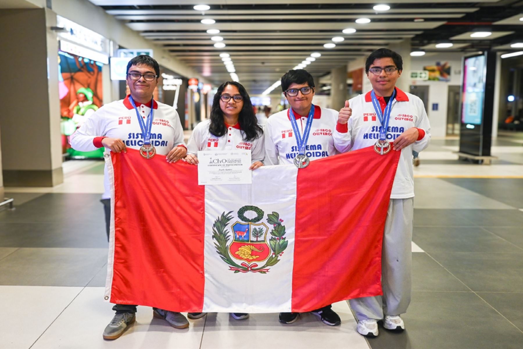 Perú logró tres medallas en certamen internacional de Química