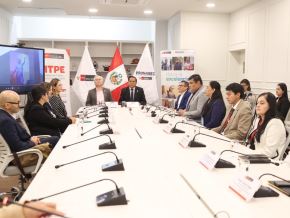 El Ministerio de Trabajo firmó convenio con Pronabec para brindar asesoría de búsqueda de empleo y articular con empresas oportunidades laborales acordes a su formación. Foto: Difusión
