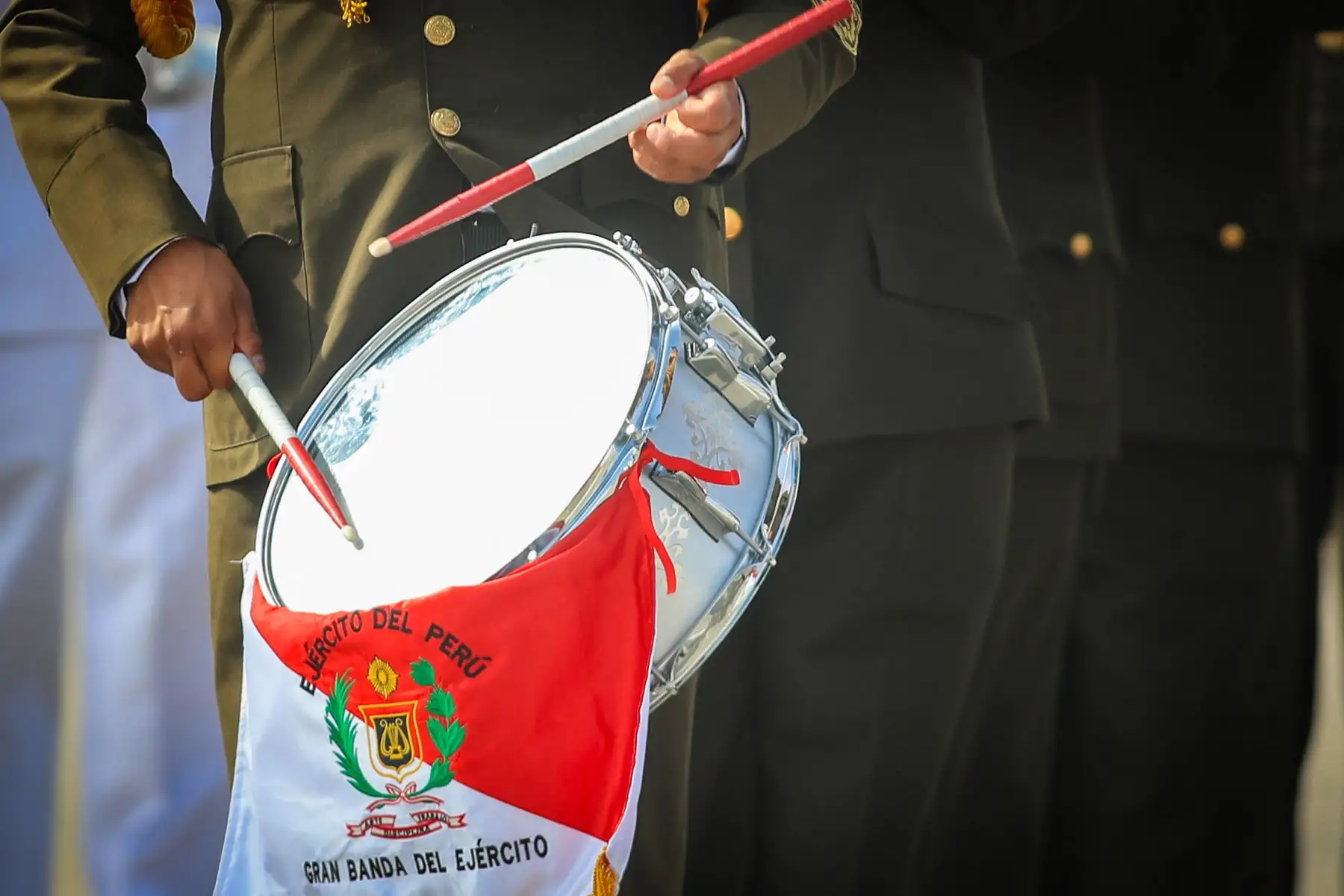 El sábado 25 de julio de 2026 se realizó en la Base Aérea Las Palmas de Surco el segundo ensayo general de los agrupamientos del Ejército, de la Fuerza Aérea, de la Marina de Guerra y de la Policía Nacional, entre otros, que desfilarán en la Gran Parada y Desfile Cívico Militar en la Av. Brasil este 29 de julio. Foto: ANDINA/Ricardo Cuba