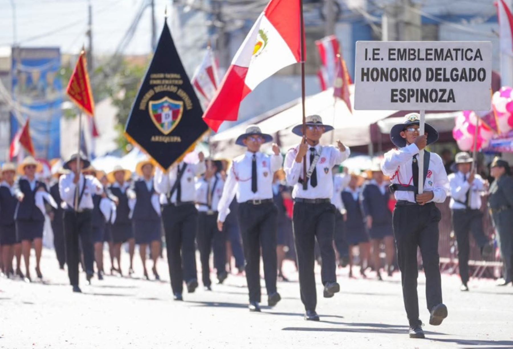 Arequipa: Realizan desfile cívico militar por el 205 aniversario patrio