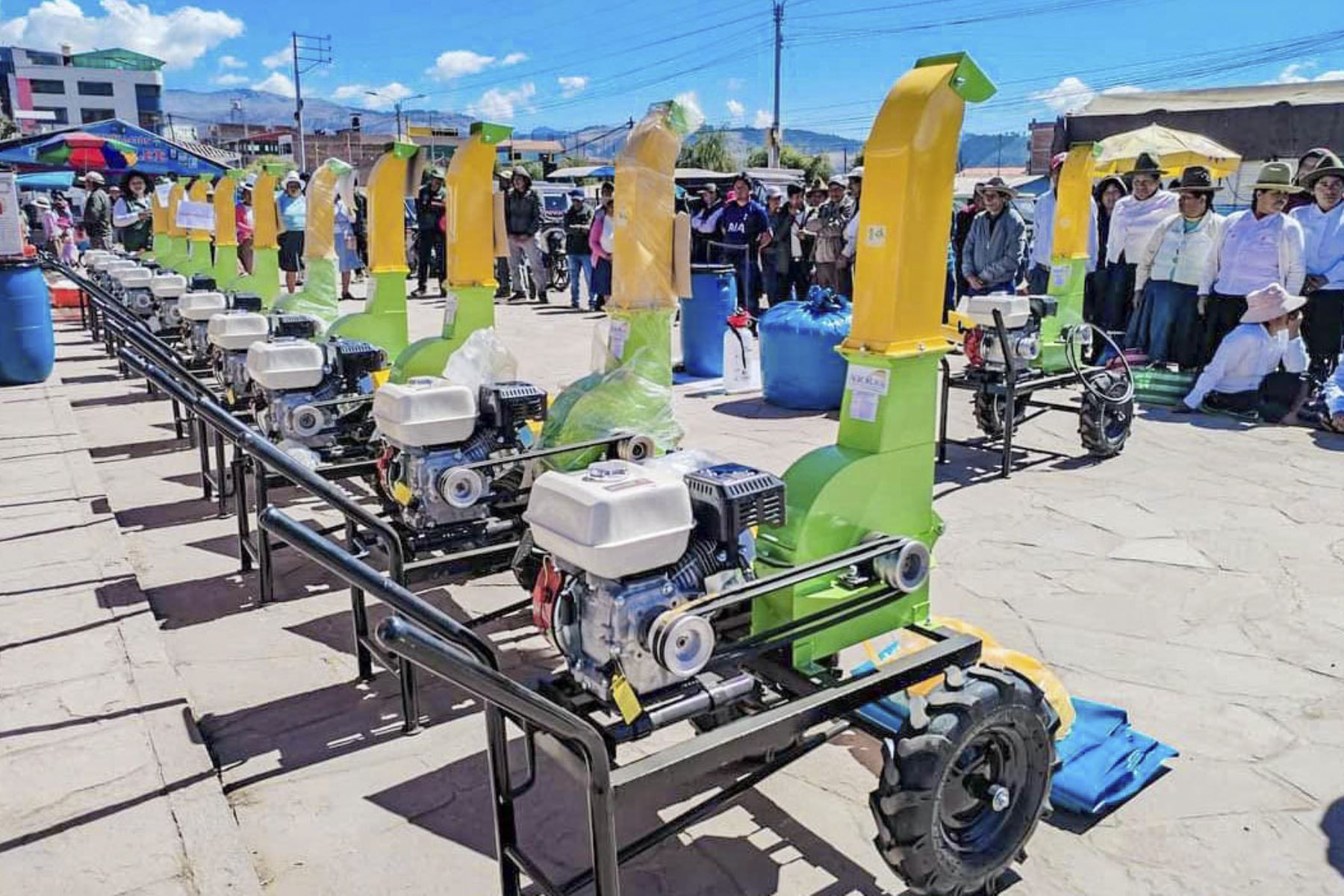 Ministerio de Desarrollo Agrario entregó kits para fortalecer cultivos ante las heladas