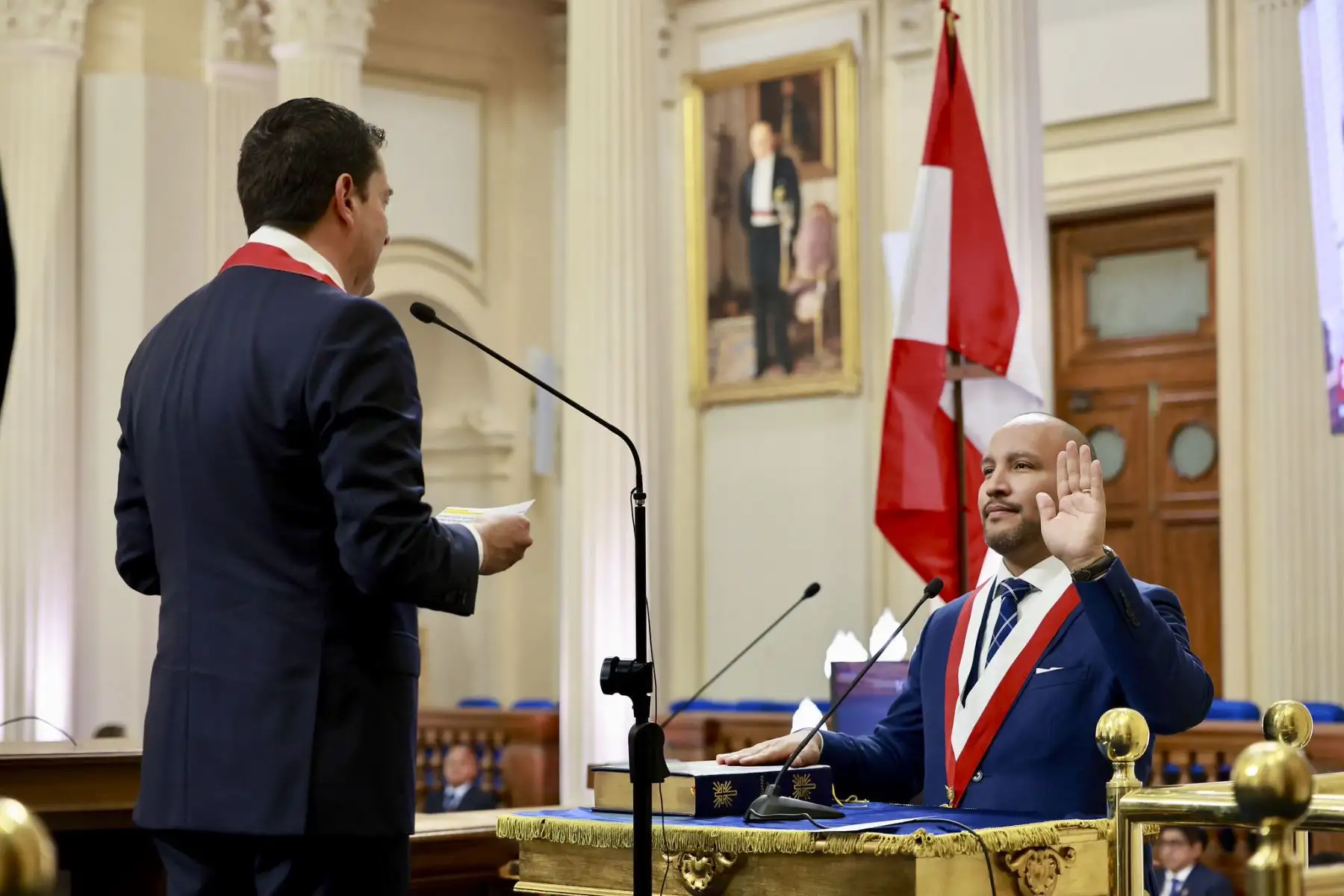 El senador Miguel Torres Morales fue electo presidente del Senado de la República para el periodo legislativo 2026-2027, tras el proceso de elección de la mesa directiva de esa cámara, desarrollado este domingo en el Parlamento. Además, fueron elegidos Alejandro Muñante (Renovación Popular), primer vicepresidente; Nilza Chacón (Fuerza Popular), segunda vicepresidenta; y Estanislao Mancha (Renovación Popular), tercer vicepresidente del Senado. Foto: Congreso