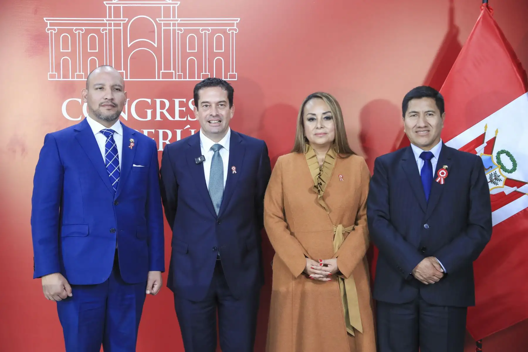 Conferencia de prensa de la nueva Mesa Directiva del Senado del Congreso de la República conformado por Miguel Ángel Torres Morales, presidente del Senado para el periodo legislativo 2026-2027; Alejandro Muñante (Renovación Popular), primer vicepresidente; Nilza Chacón (Fuerza Popular), segunda vicepresidenta; y Estanislao Mancha (Renovación Popular), tercer vicepresidente. Foto: ANDINA/Ricardo Cuba