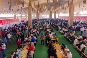 Miles de visitantes locales, de distintas regiones del país; así como de Chile y Bolivia, recorrieron el recinto ferial y disfrutaron de la variada propuesta gastronómica y cultural de Perú, Mucho Gusto.