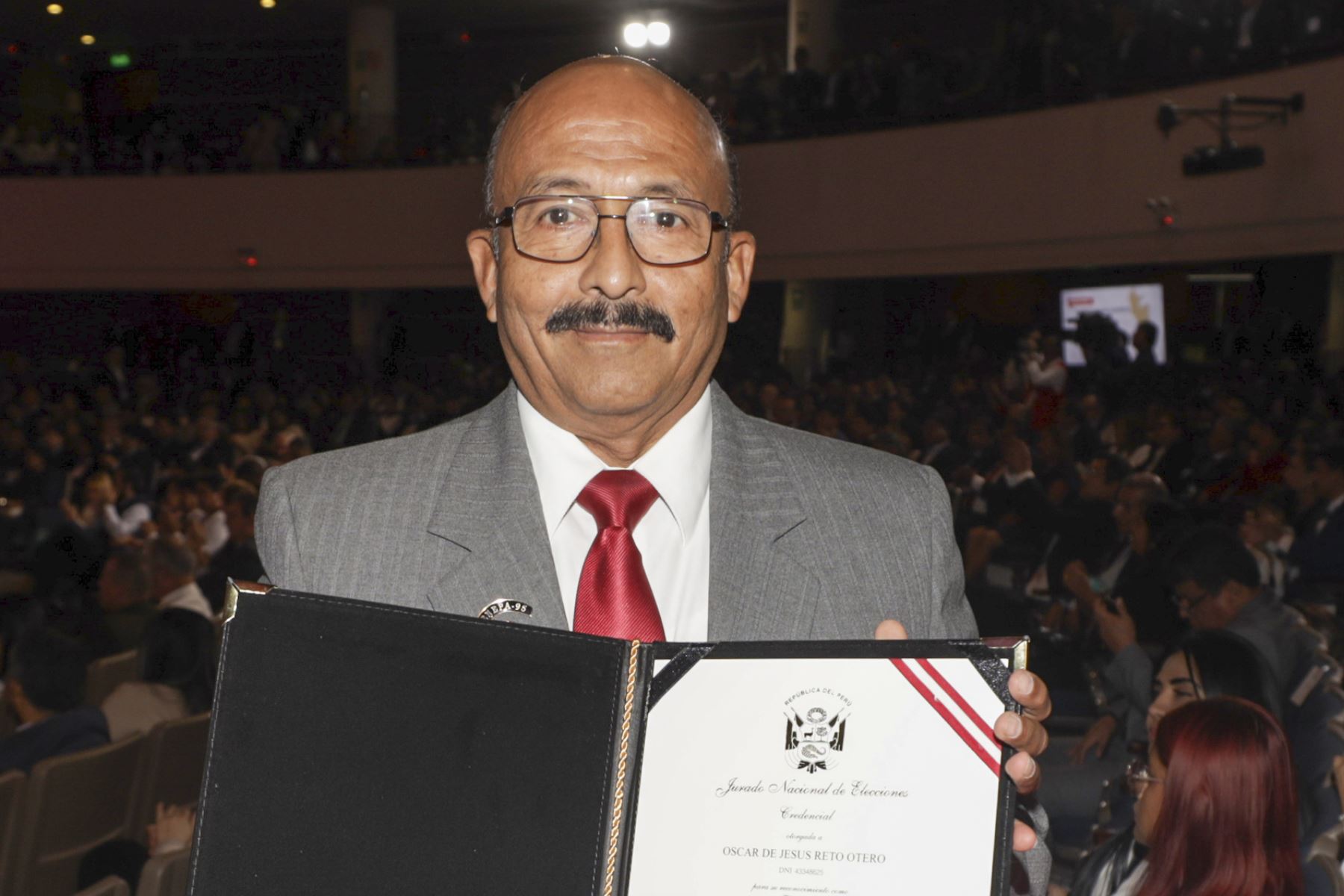Oscar Reto es electo presidente de la Cámara de Diputados para el periodo 2026-2027