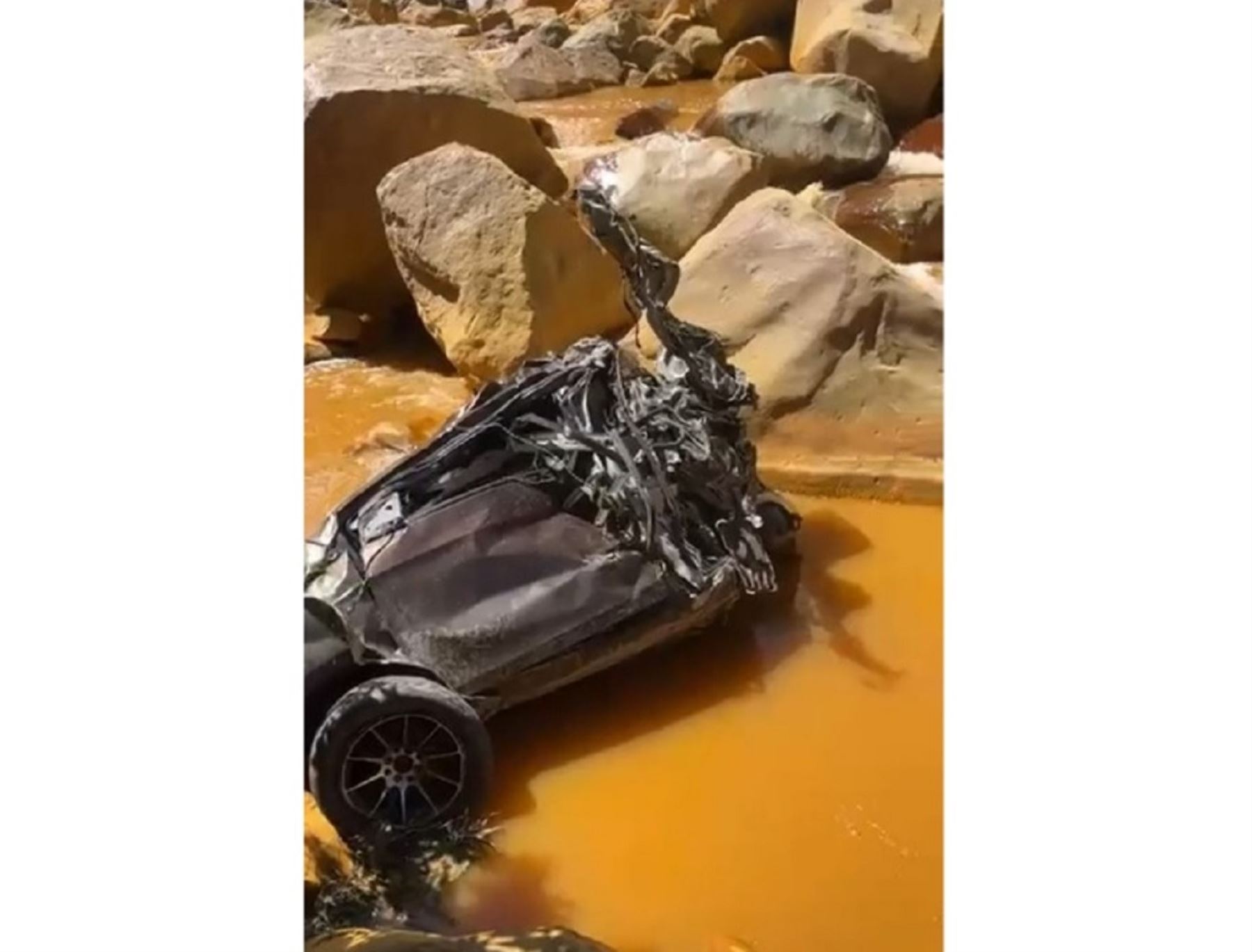 Tragedia en La Libertad: despiste y caída de auto al río Moche deja tres muertos en Otuzco