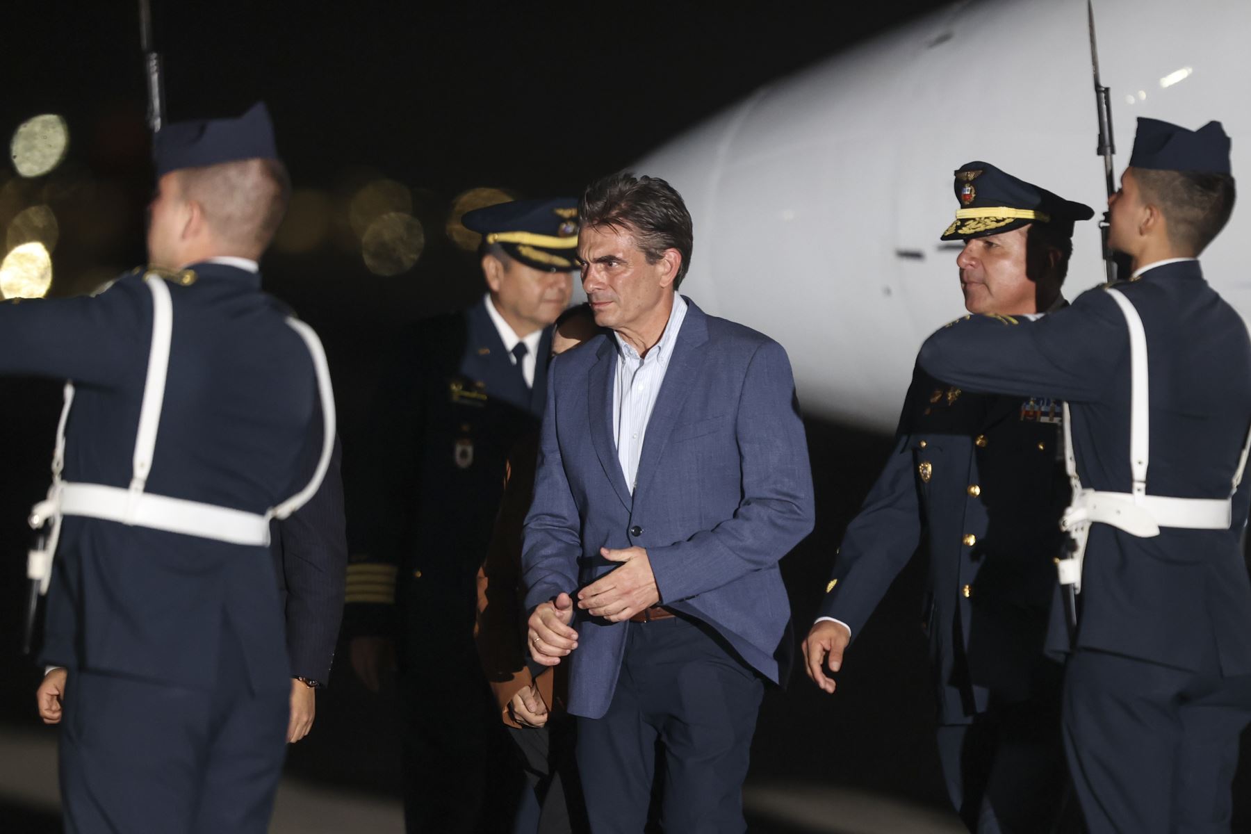 El presidente de Bolivia, Rodrigo Paz Pereira, llega al Perú para participar en la ceremonia de transmisión del mando supremo a la presidenta electa, Keiko Fujimori, que se realizará el martes 28 de julio. Foto: ANDINA/Jhonel Rodríguez Robles
