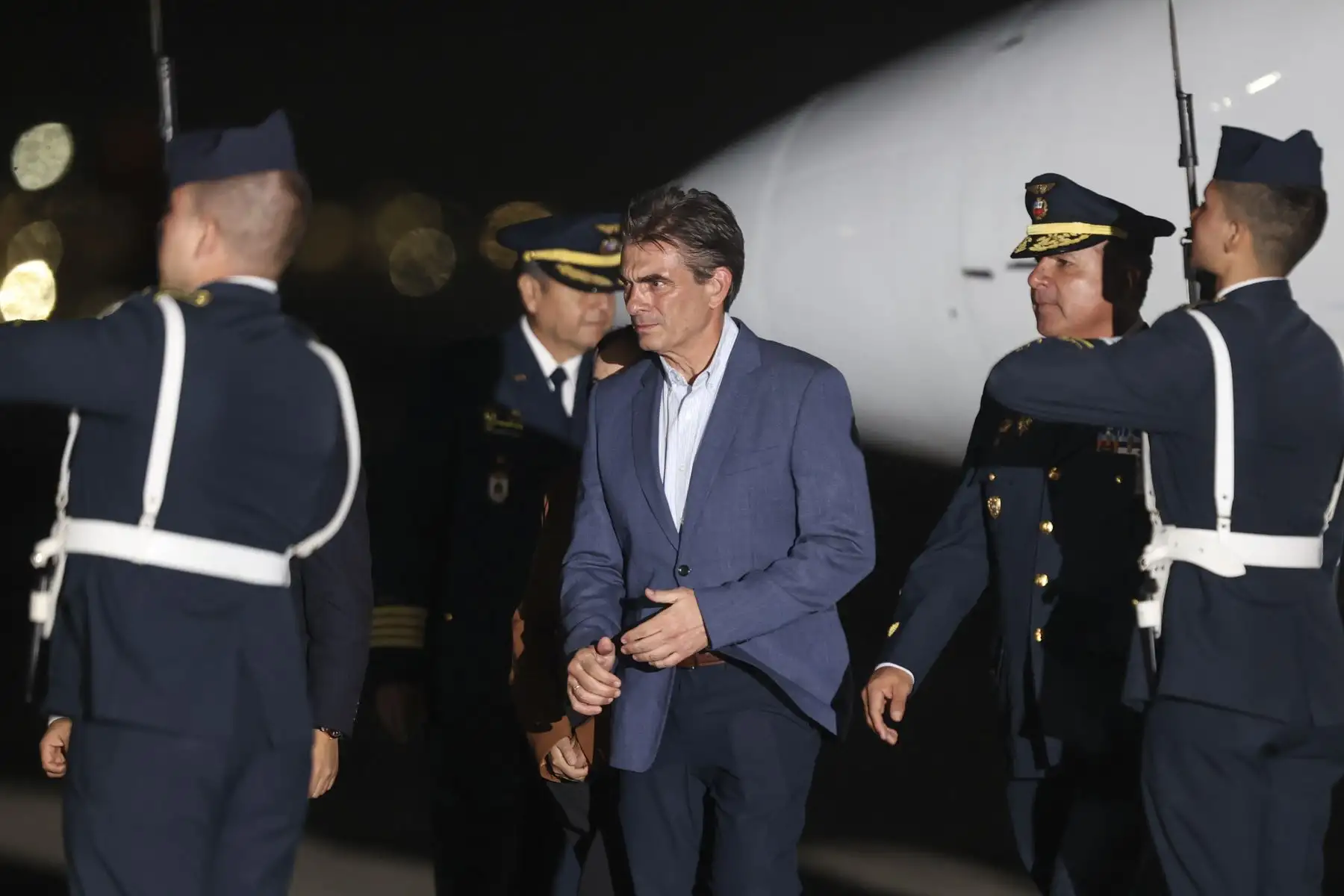 El presidente de Bolivia, Rodrigo Paz Pereira, llega al Perú para participar en la ceremonia de transmisión del mando supremo a la presidenta electa, Keiko Fujimori, que se realizará el martes 28 de julio. Foto: ANDINA/Jhonel Rodríguez Robles