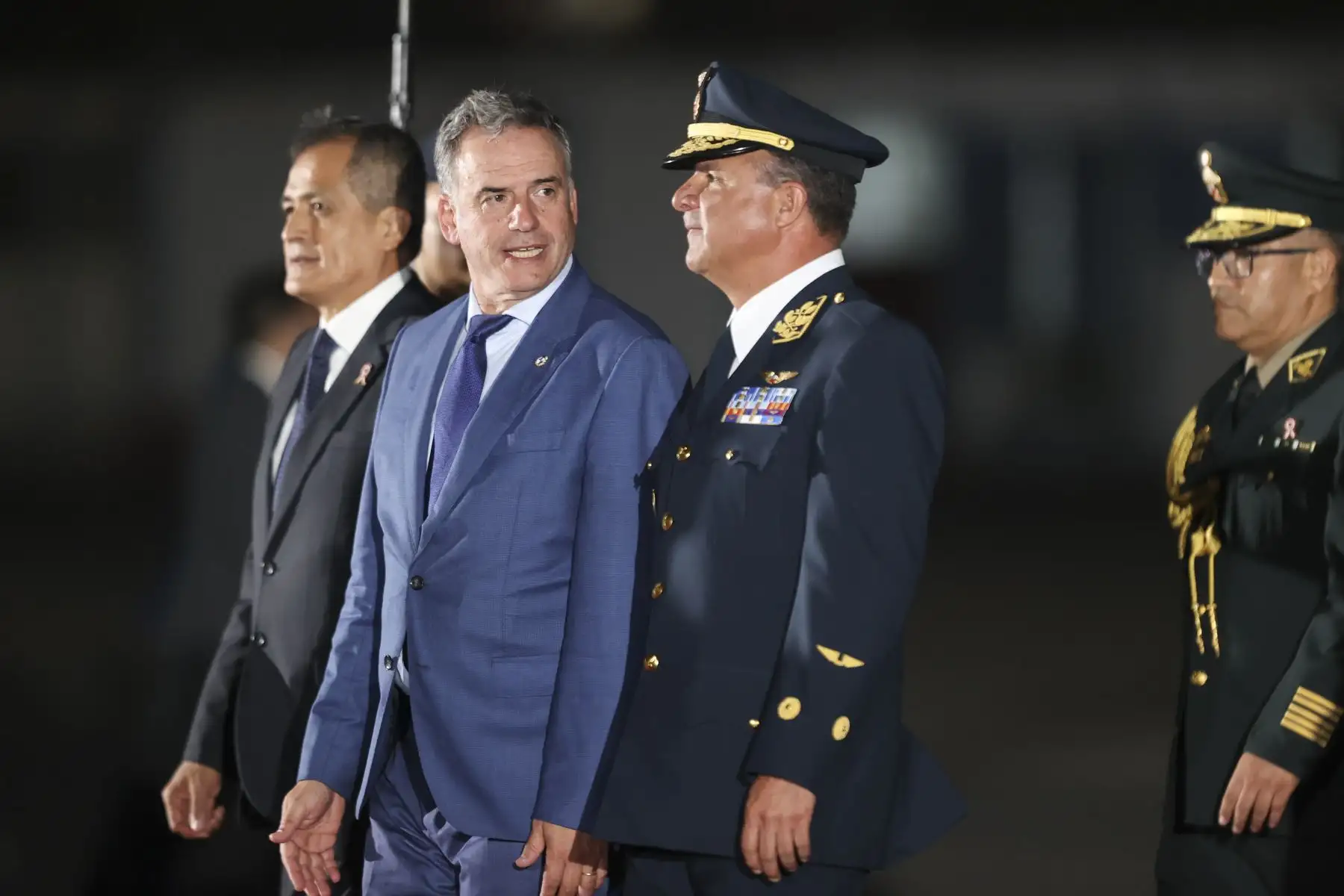 El presidente de Uruguay, Yamandú Orsi, llega al Perú para participar en la ceremonia de transmisión del mando supremo a la presidenta electa, Keiko Fujimori, que se realizará el martes 28 de julio. Foto: ANDINA/Jhonel Rodríguez Robles