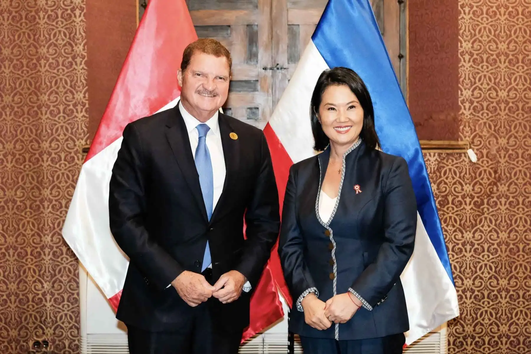 La presidenta electa, Keiko Fujimori, sostuvo una reunión con el primer ministro de Aruba y representante del Reino de los Países Bajos, Mike Eman. Foto: ANDINA/Difusión