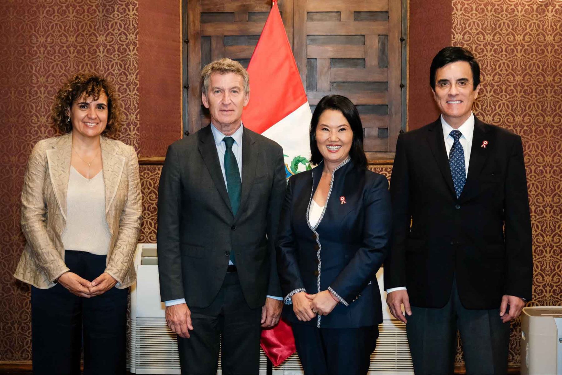 La presidenta electa, Keiko Fujimori, sostuvo una cordial reunión con el presidente del Partido Popular de España, Alberto Núñez Feijóo. Foto: ANDINA/Difusión