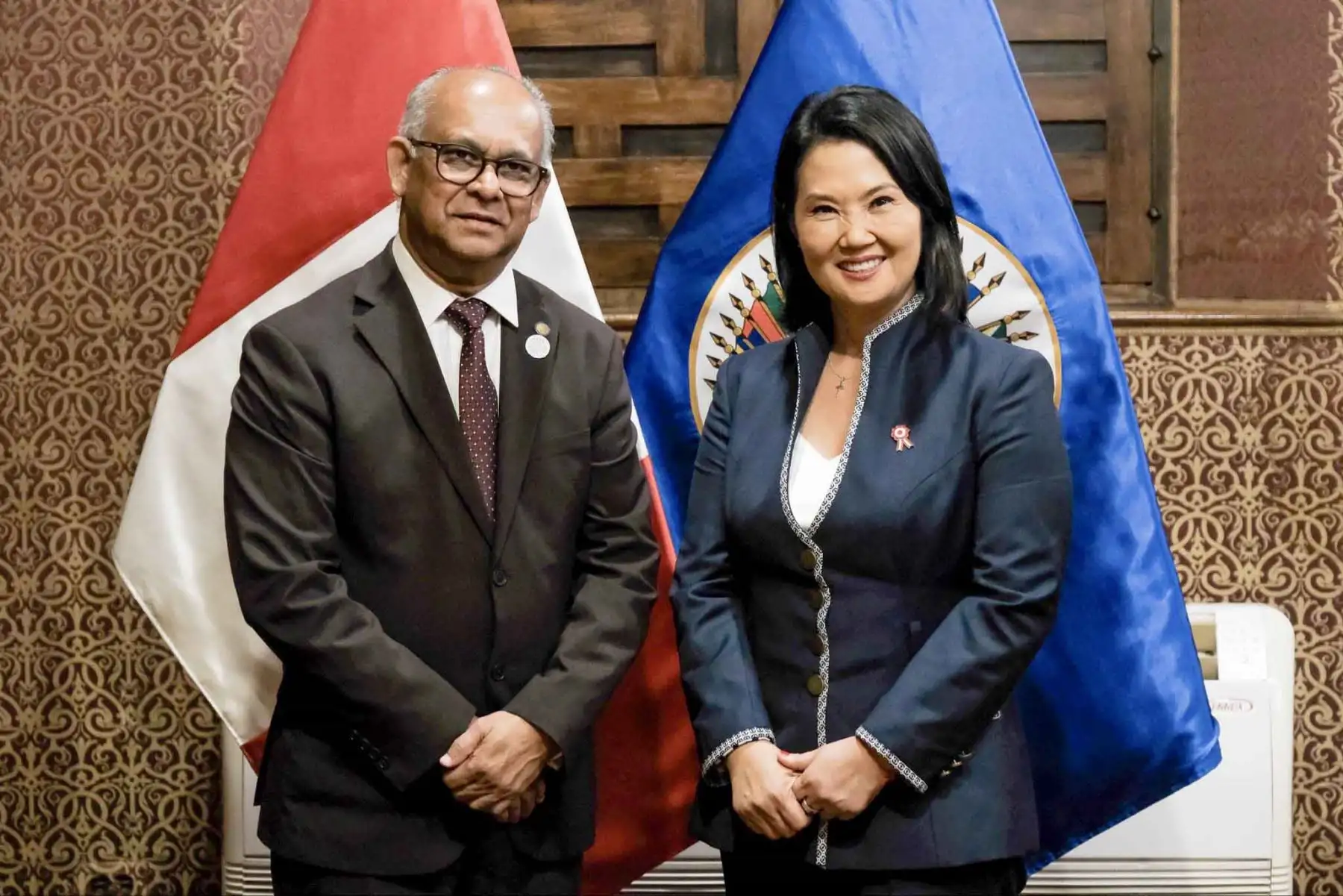 La presidenta electa, Keiko Fujimori, sostuvo una reunión con el secretario general de la Organización de los Estados Americanos (OEA), Albert R. Ramdin. Foto: ANDINA/Difusión