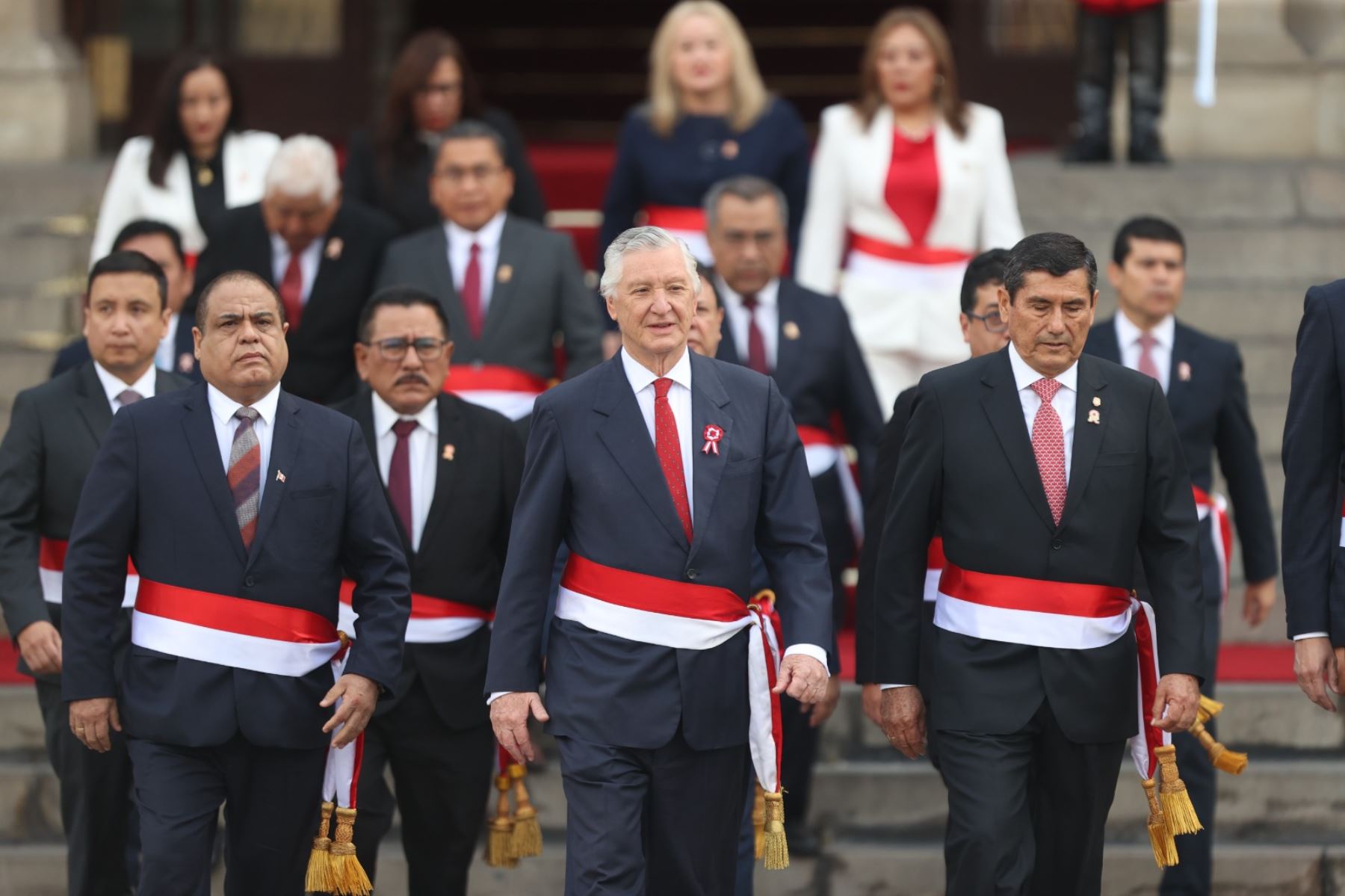 Ministros salen de Palacio de Gobierno rumbo a la Catedral de Lima para participar en la tradicional Misa y Te Deum, ceremonia litúrgica que forma parte de las actividades oficiales por el 205.° aniversario de la Independencia del Perú. Foto: ANDINA/ Jhonel Rodríguez