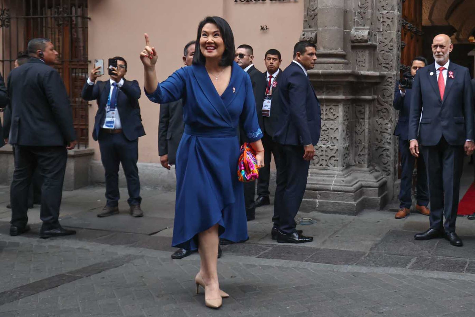 Llegada  de la presidenta electa Keiko Fujimori al palacio de Torre Tagle donde fue recibida por Carlos Espá. Foto: ANDINA/Juan Carlos Guzmán
