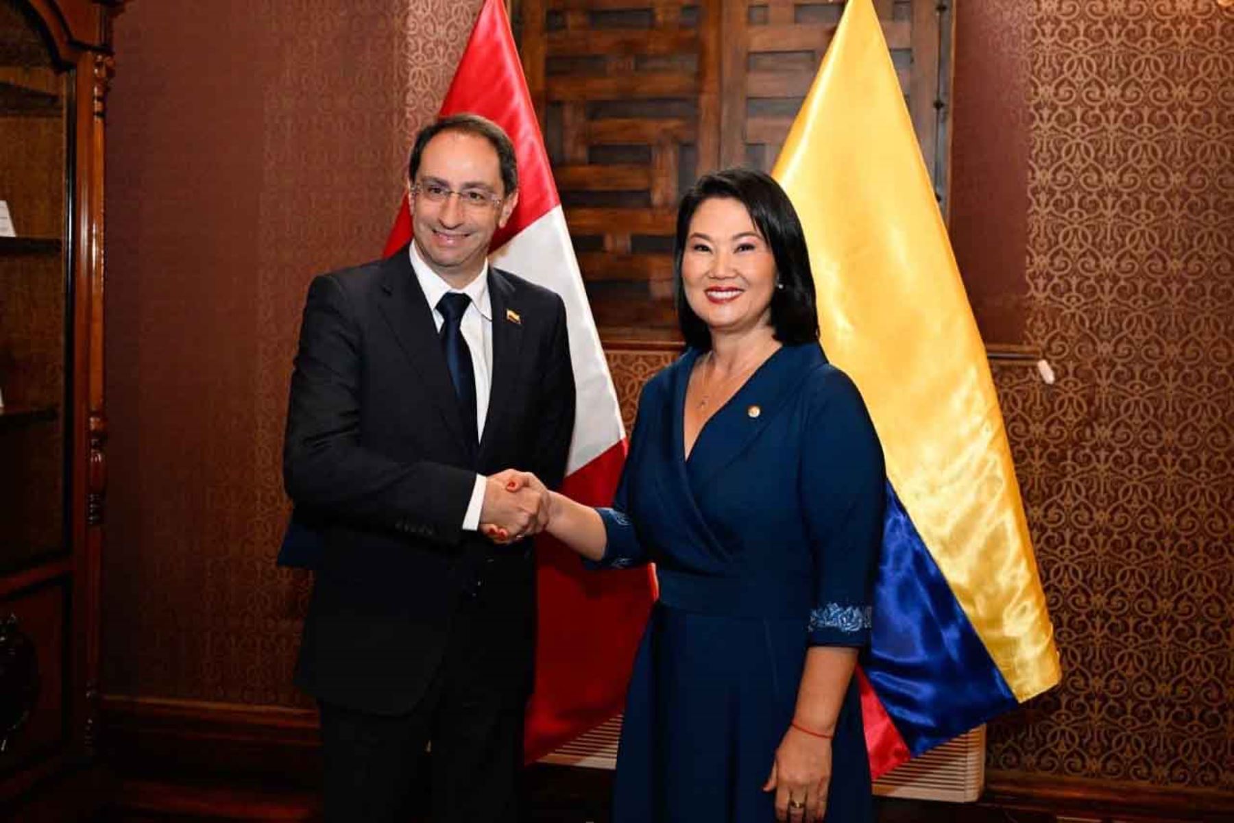 Keiko Fujimori y futuro gobierno de Colombia coinciden en fortalecer relación bilateral