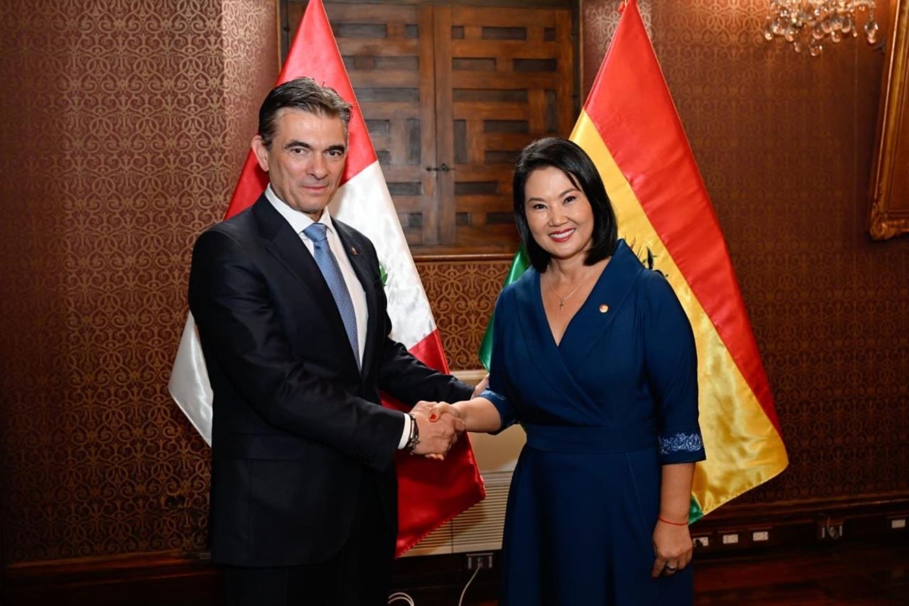 Keiko Fujimori y presidente de Bolivia dialogan sobre gran potencial de cooperación mutua