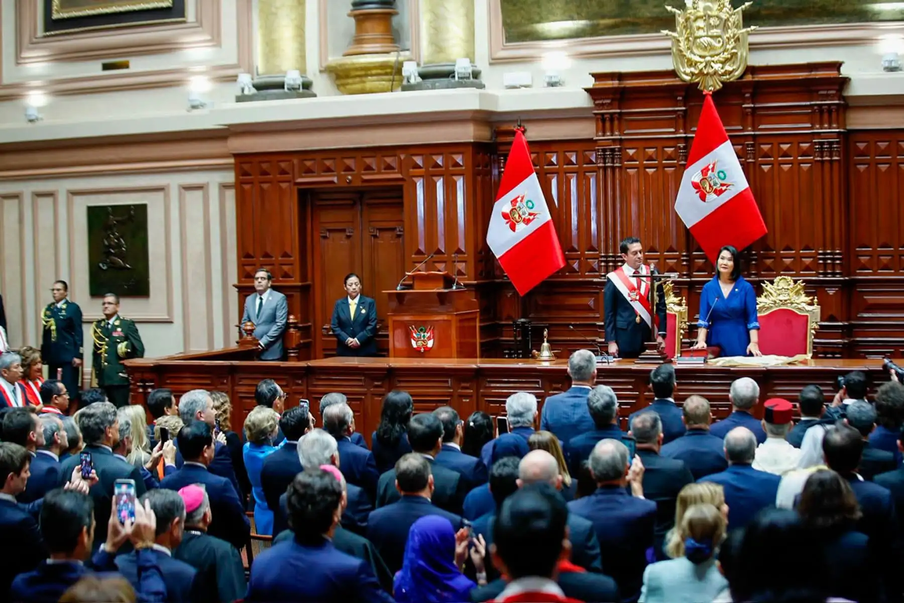 Keiko Sofía Fujimori Higuchi juró como presidenta constitucional de la república para el periodo 2026-2031, en una sesión solemne que se realiza en el Congreso de la República. Foto: ANDINA/Ricardo Cuba