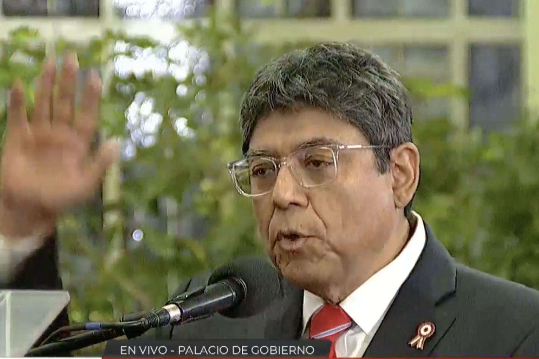 Elmer Cuba Bustinza jura como ministro de Economía y Finanzas